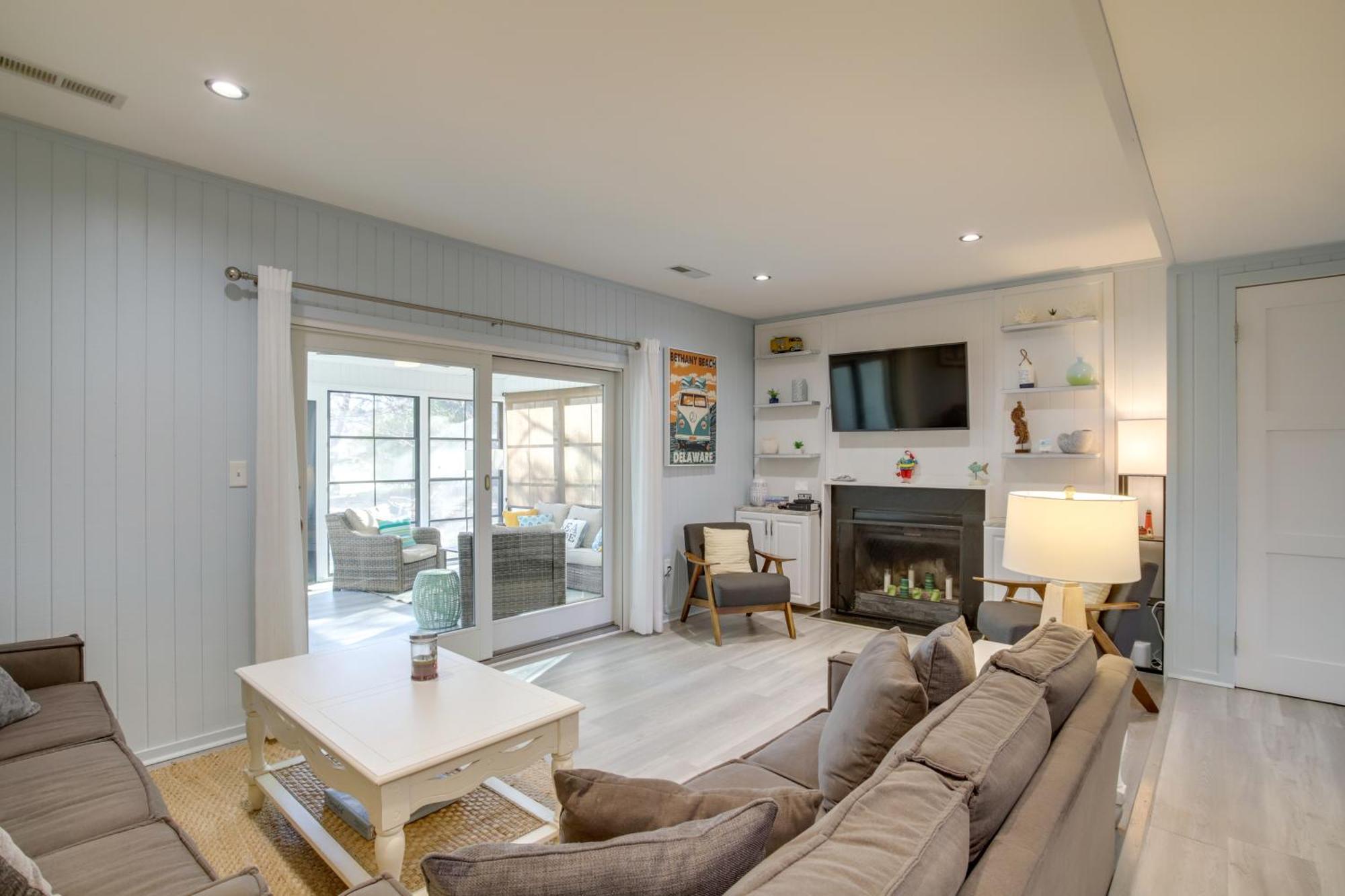 Townhome With Screened Porch 1 Mi To Bethany Beach! Bethany Beach