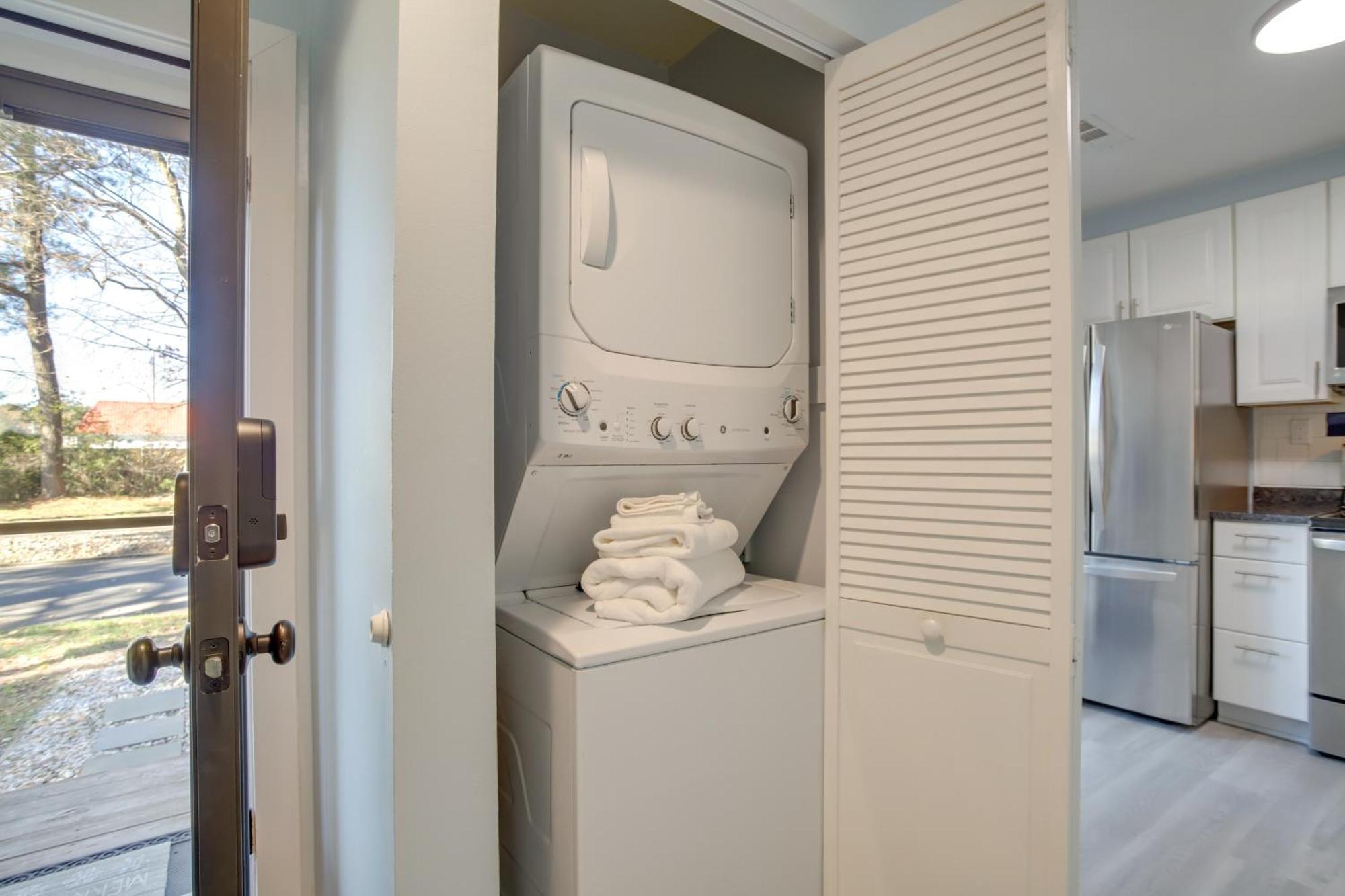 Townhome With Screened Porch 1 Mi To Bethany Beach!