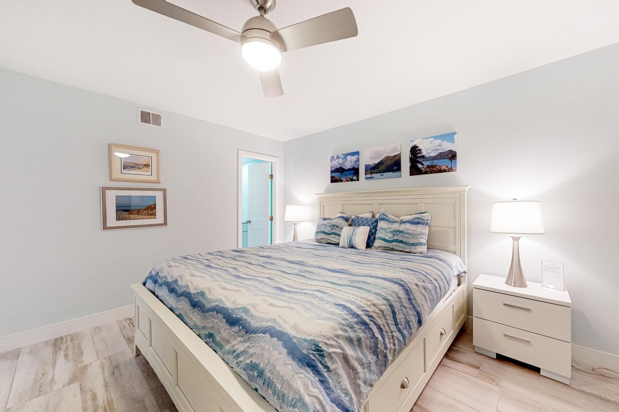 Sea Colony---902 Annapolis House