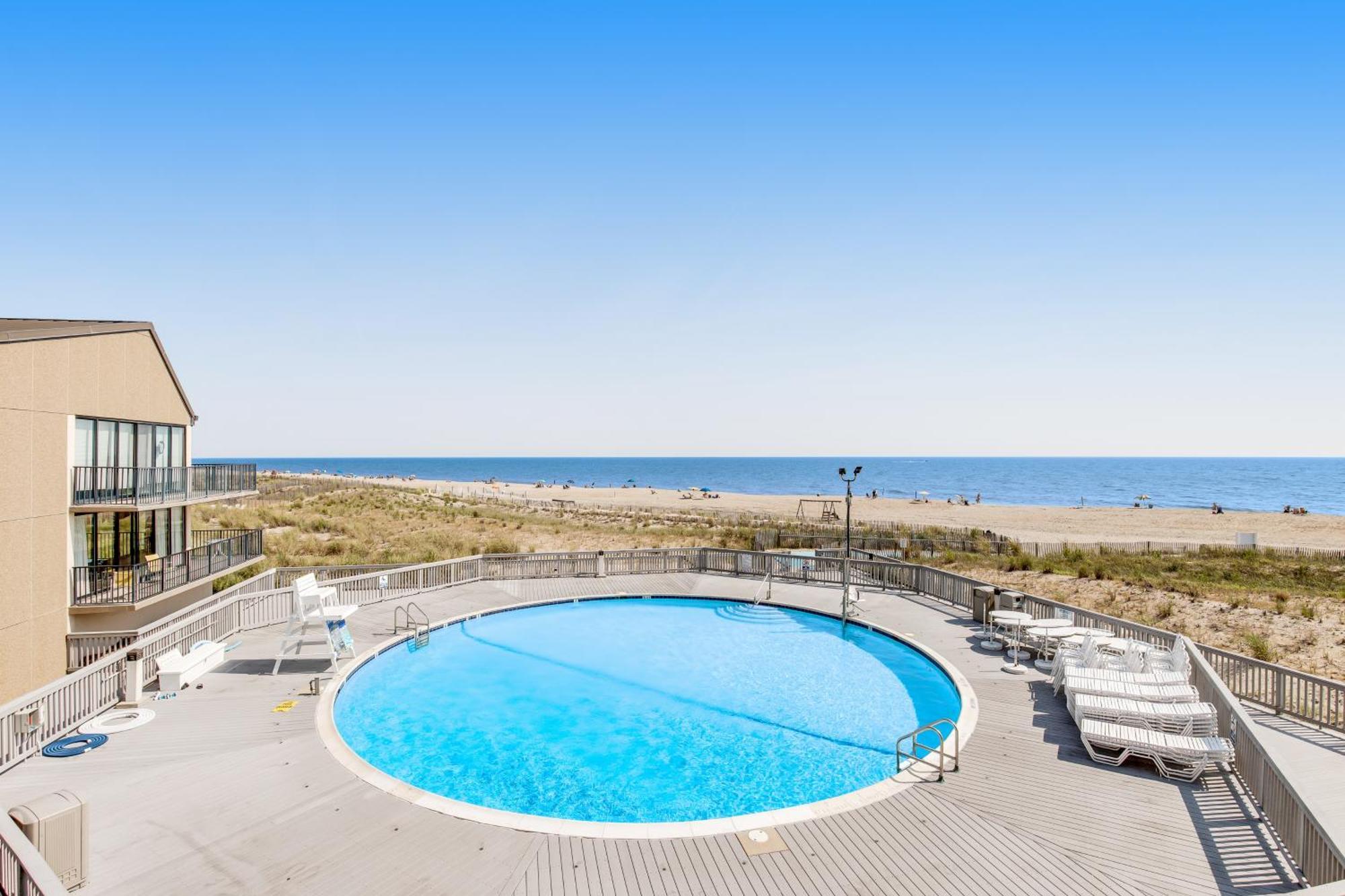 Apartment Sea Colony --- 901 Brandywine House *