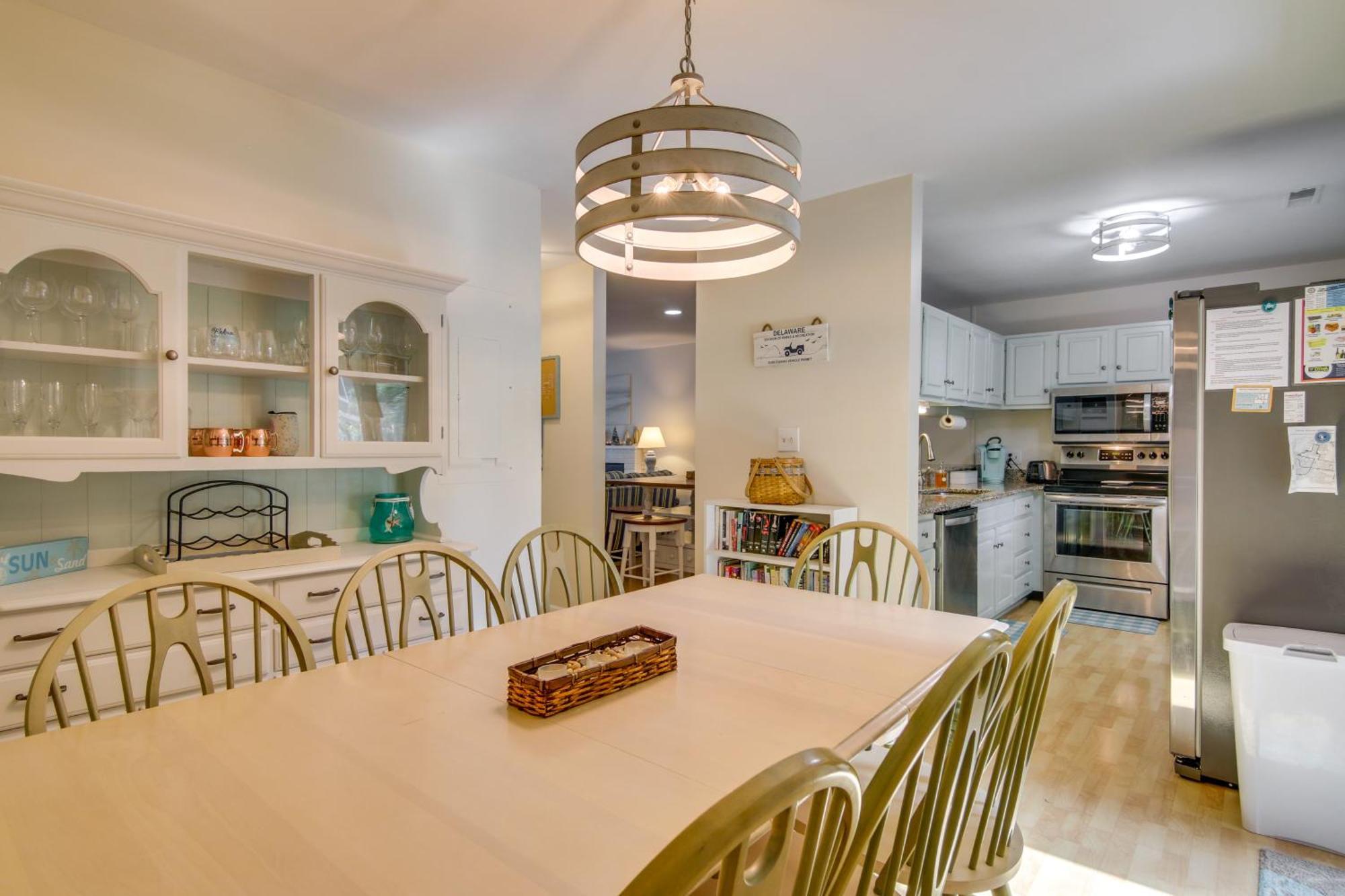 Quiet With Pool Access - 1 Mi To Bethany Beach! Holiday home Bethany Beach