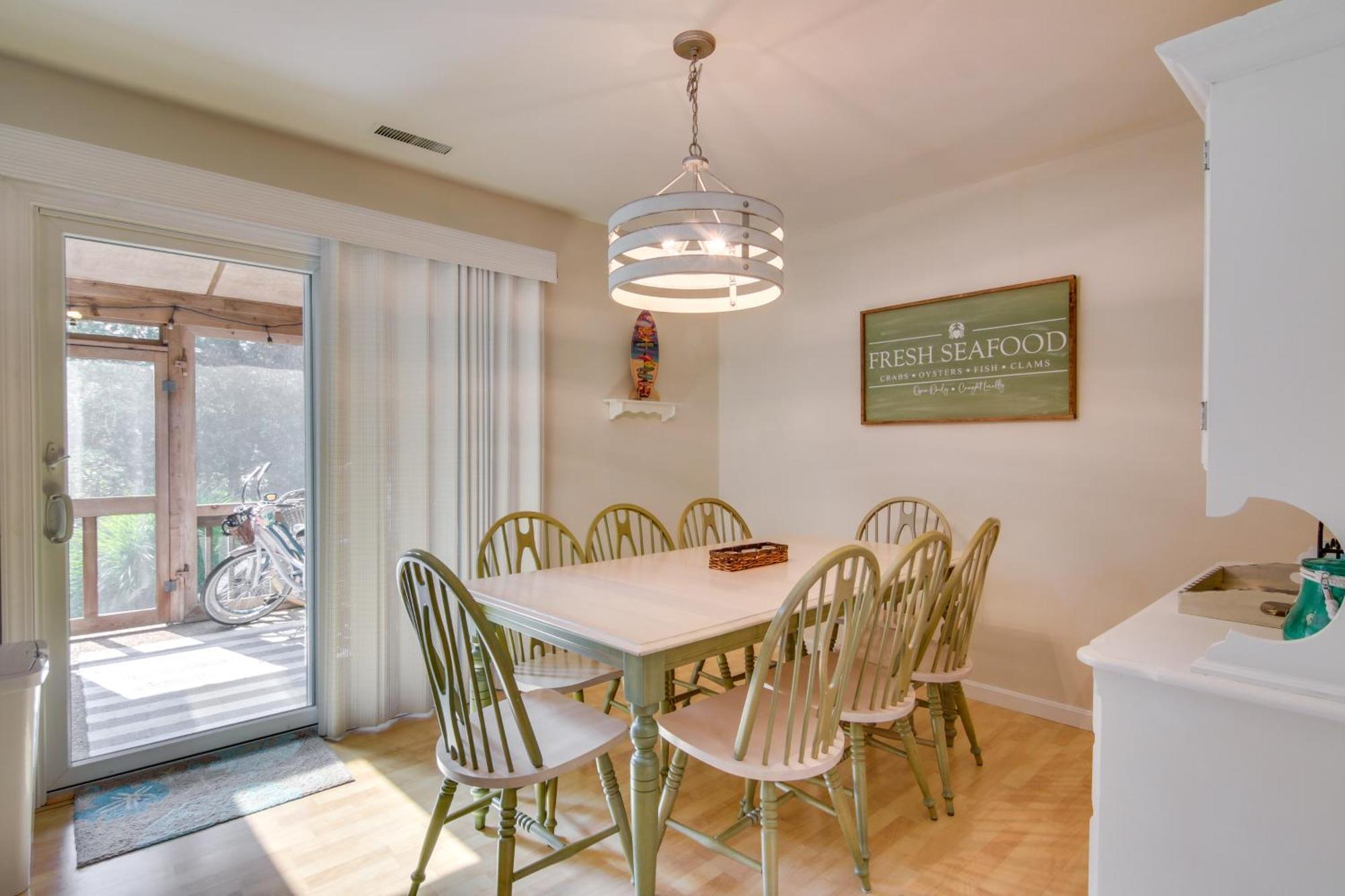 Quiet With Pool Access - 1 Mi To Bethany Beach! Holiday home