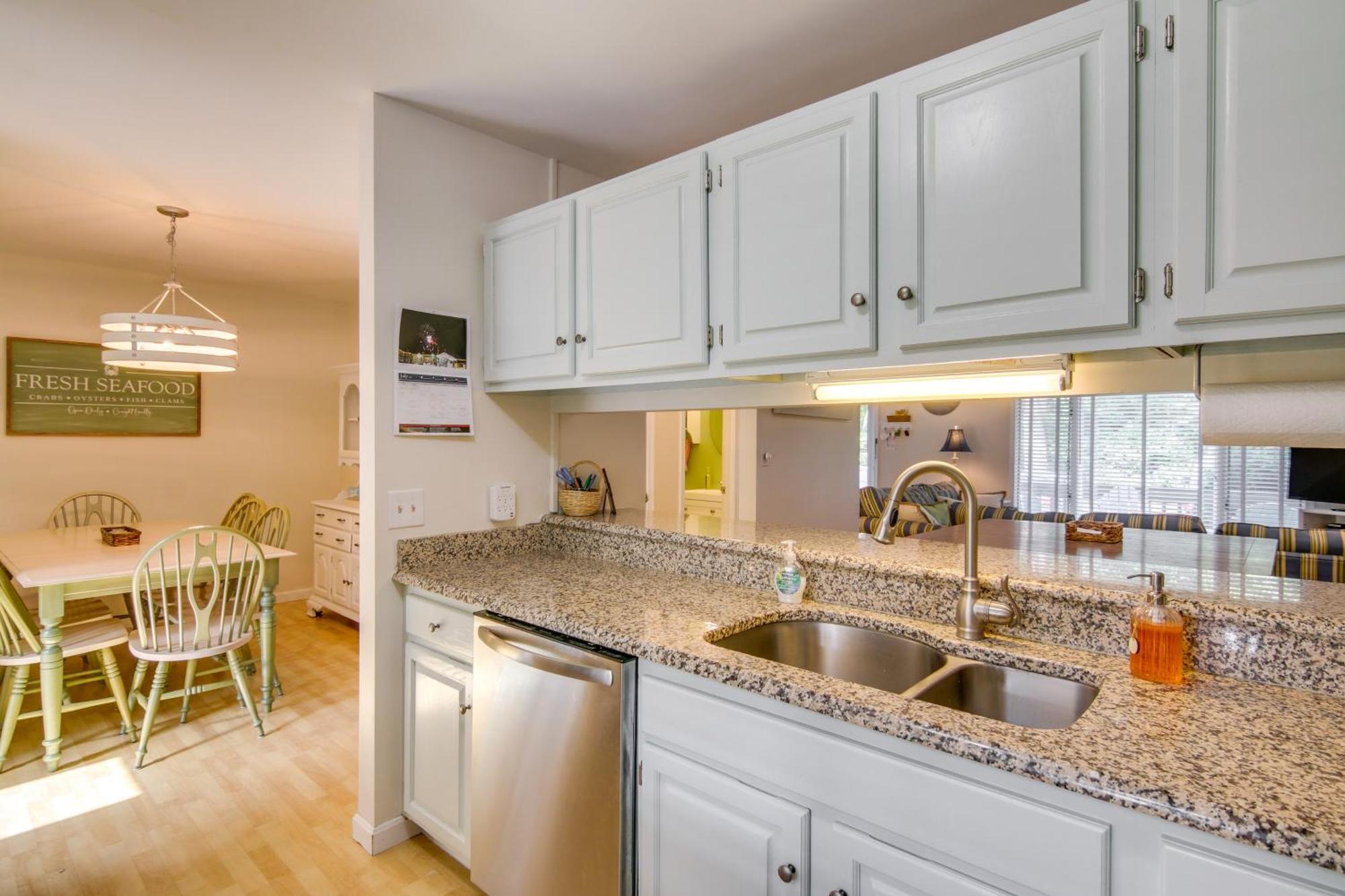 Quiet With Pool Access - 1 Mi To Bethany Beach! Holiday home Bethany Beach