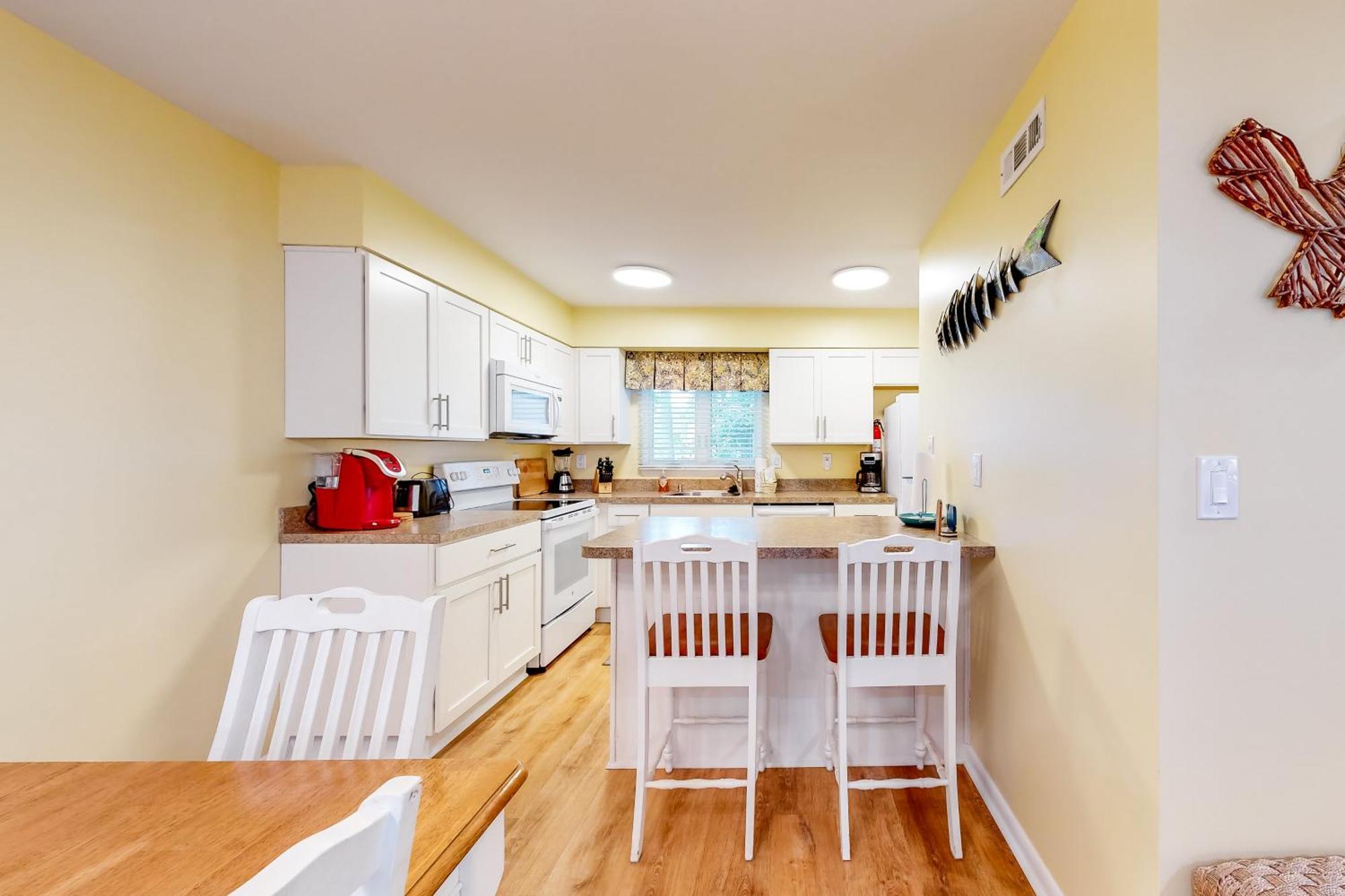 Apartment Sea Colony --- 3204 Round Robin