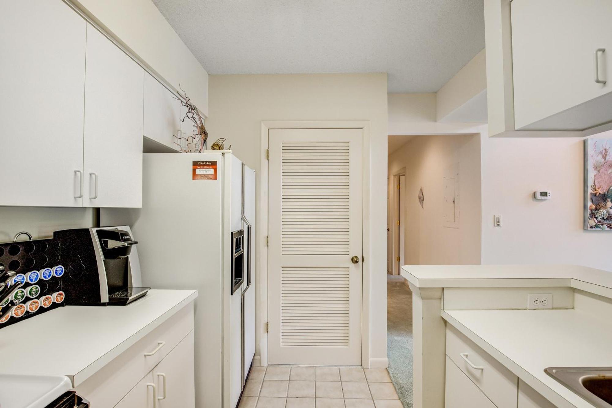 Sea Colony 51009 Southwinds Ct Apartment *
