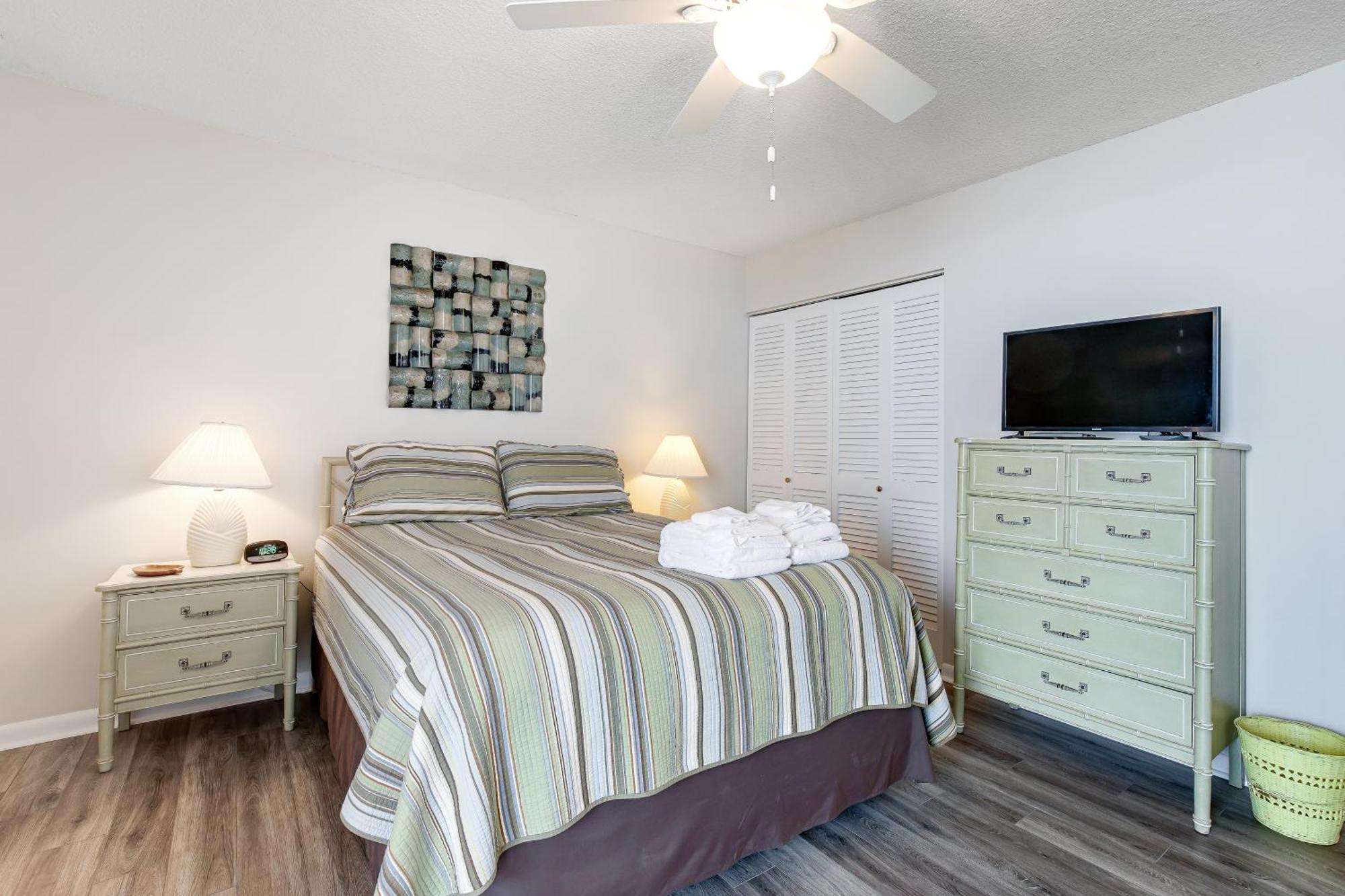 Sea Colony - 1405s Edgewater House Rd. *