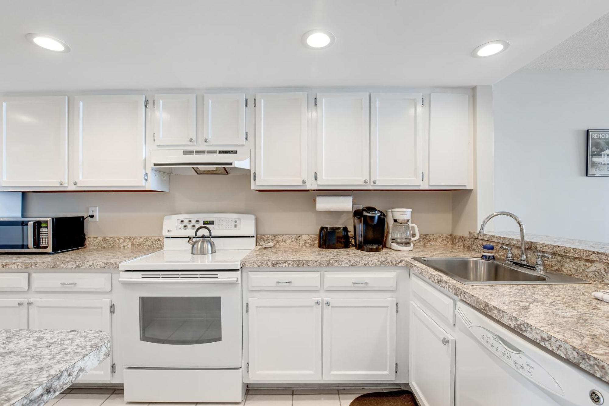 Apartment Sea Colony - 1405s Edgewater House Rd.