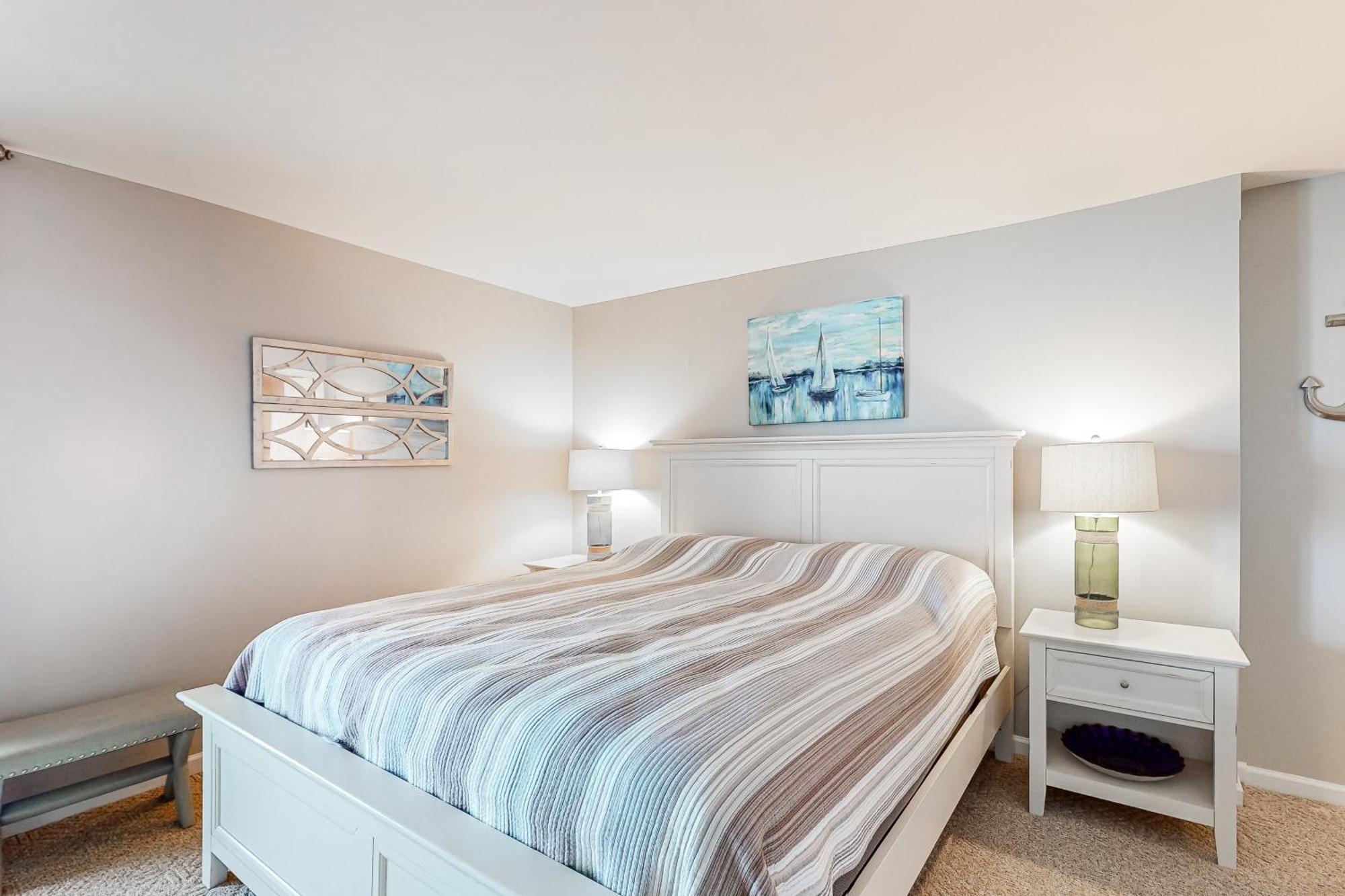 Apartment Sea Colony - 1401s Edgewater House Rd.