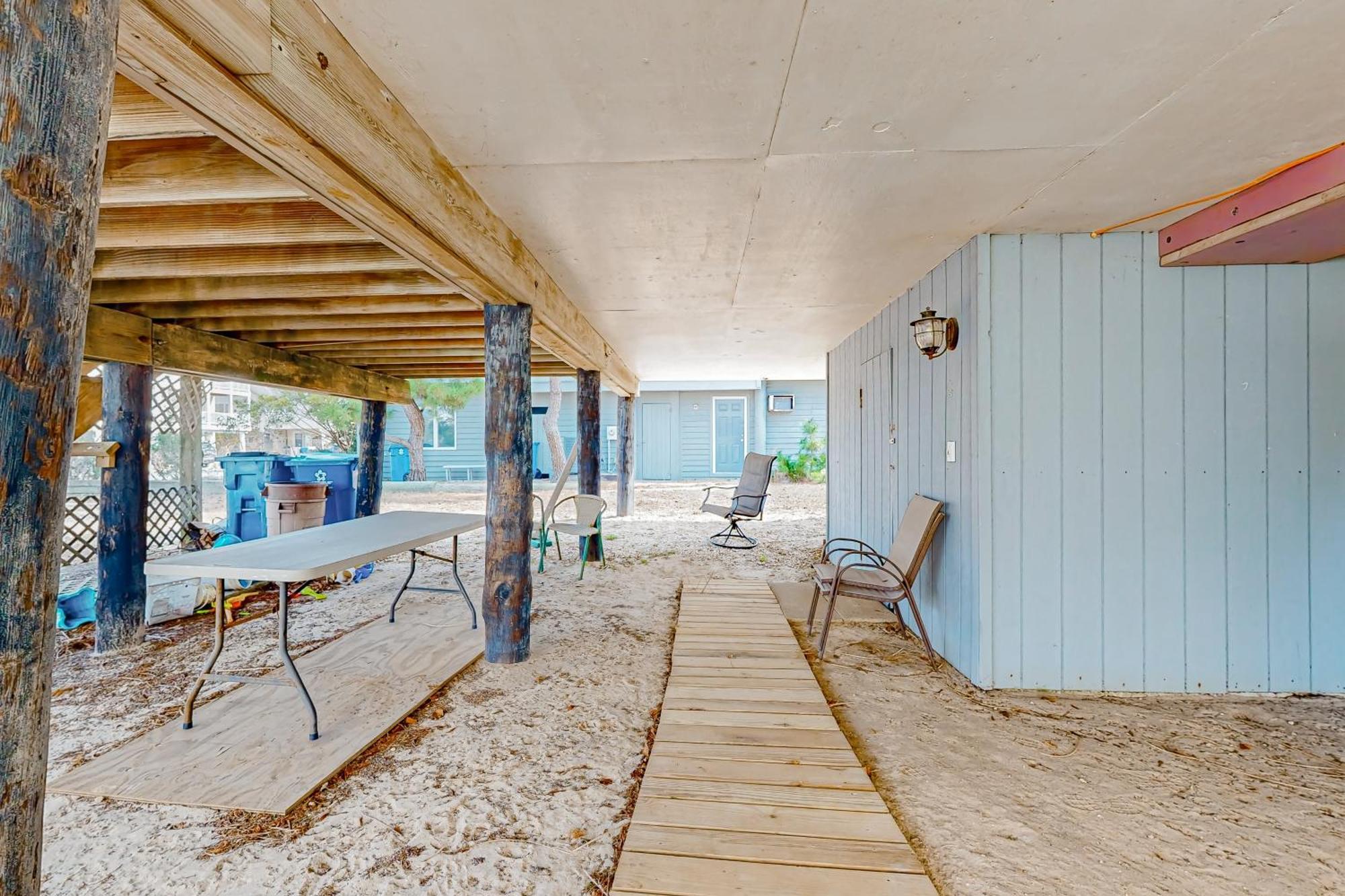 Tower Shores --- 39578 Admiral Road