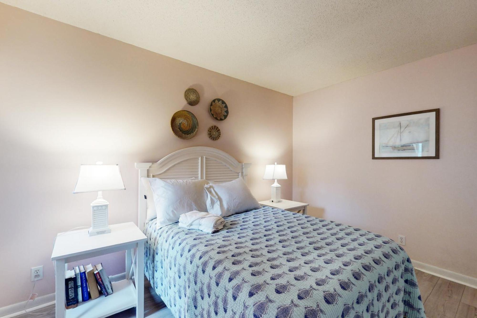 Sea Colony- 52014 Canal * Bethany Beach