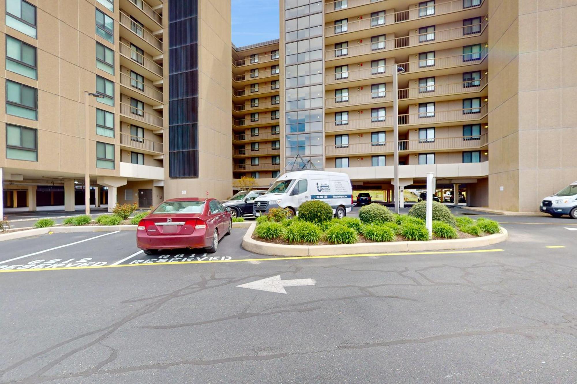 Apartment Sea Colony - Georgetowne House 409 *