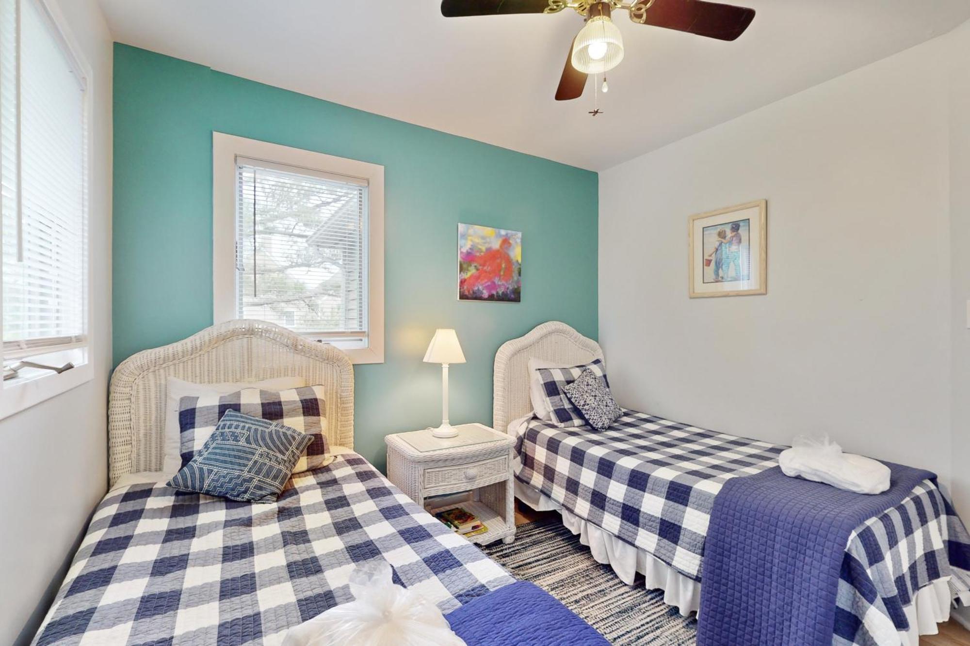 Stewards Watch --- Spinnaker Court 529 Unit D Holiday home *