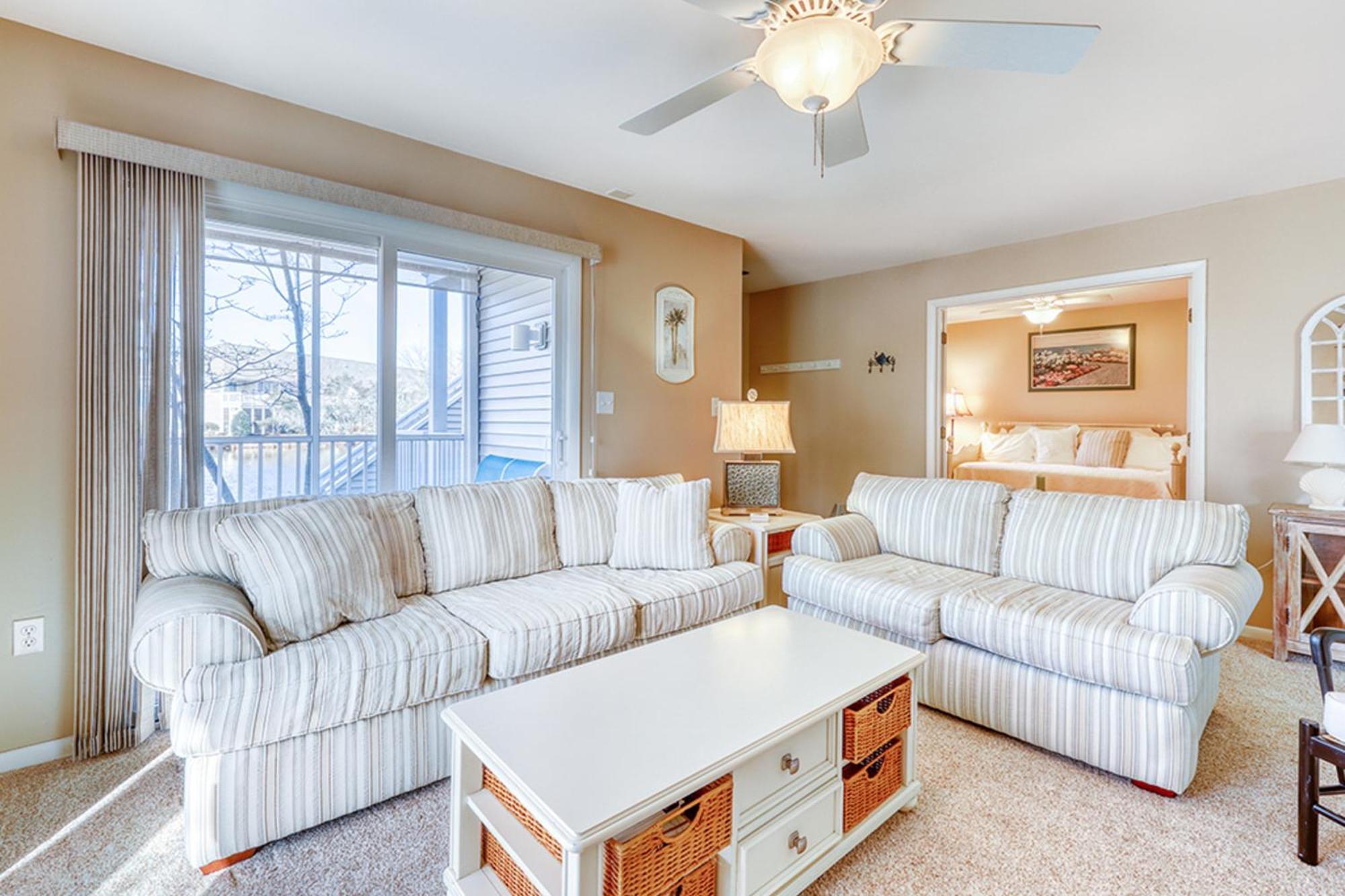 Sea Colony - Lakeshore Holiday home