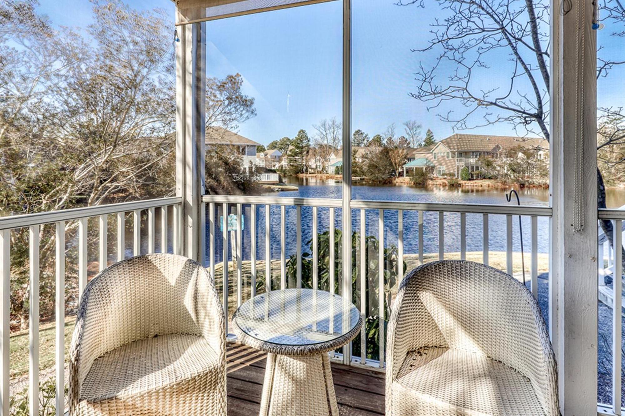 Sea Colony - Lakeshore Holiday home *