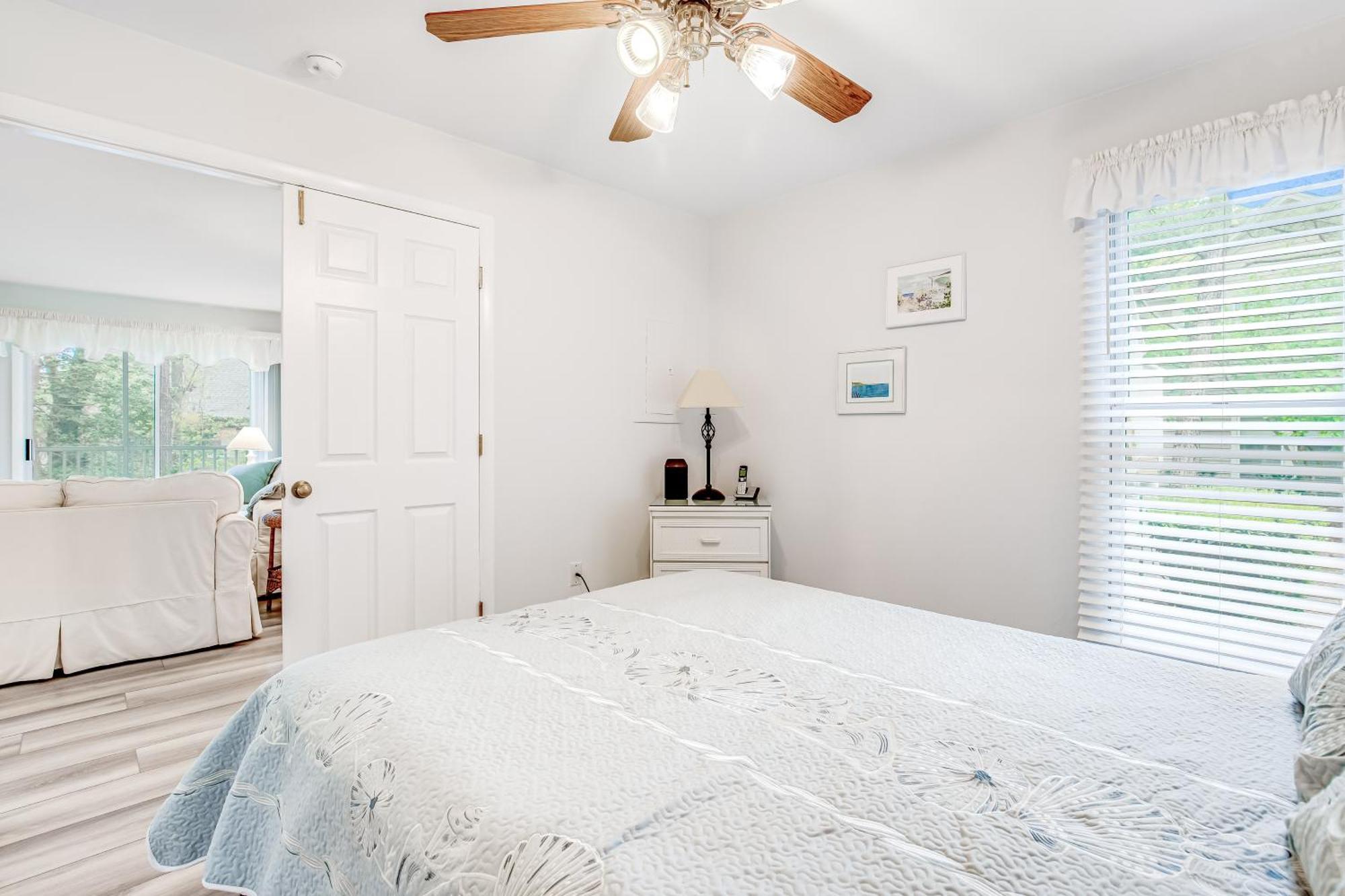 Sea Colony Lakeshore * Bethany Beach
