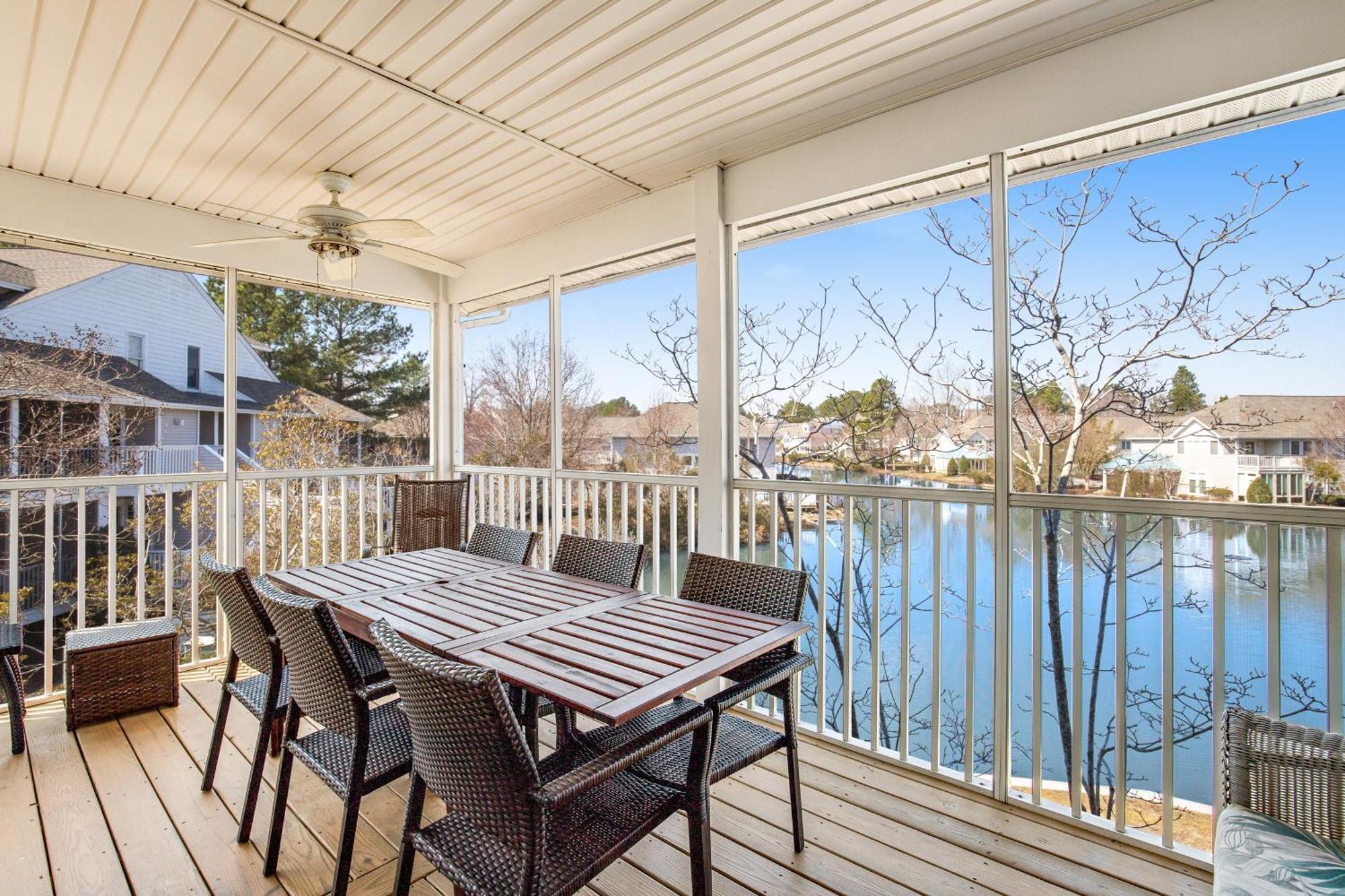 Sea Colony - Lakeshore Holiday home