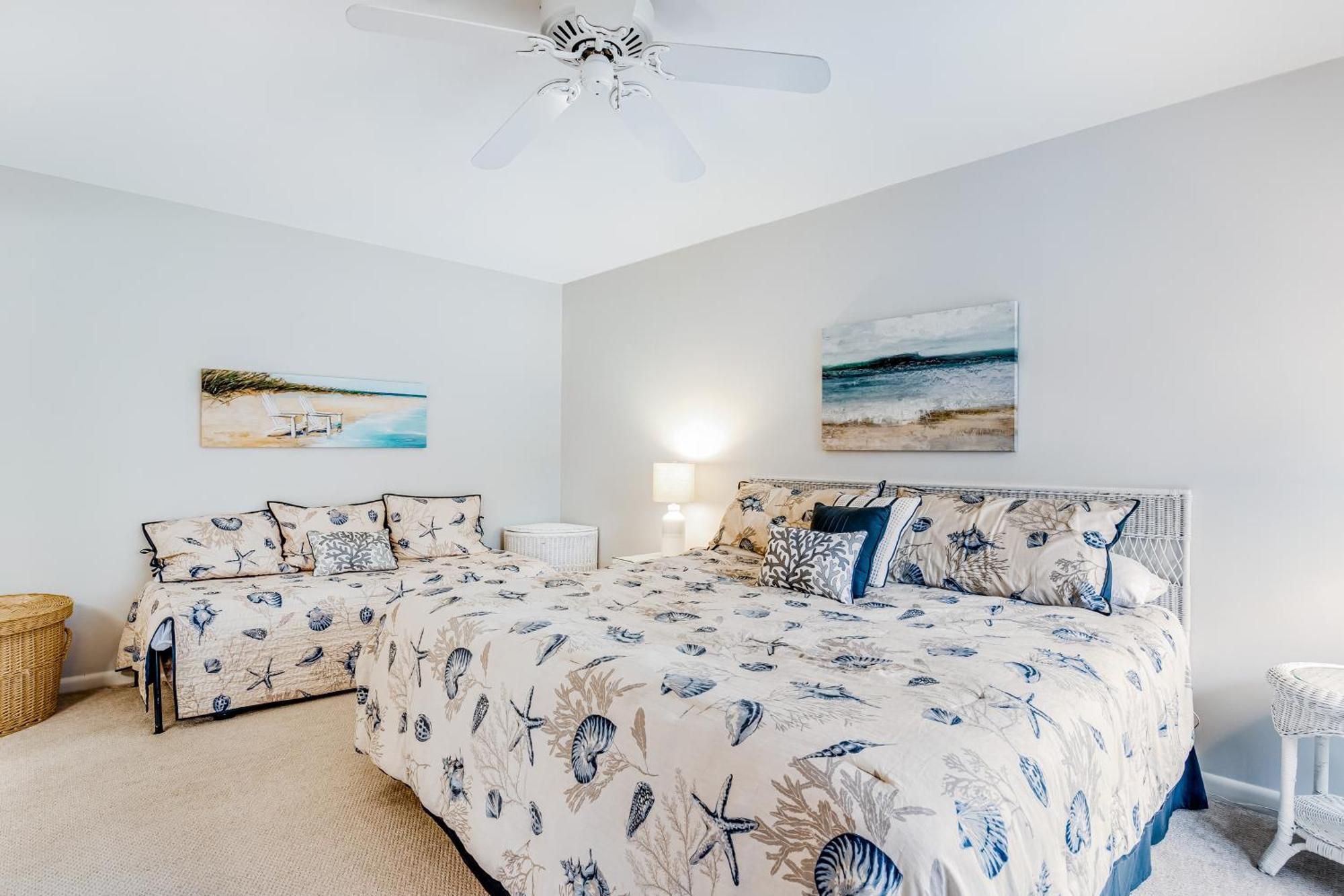 Sea Colony Singles * Bethany Beach