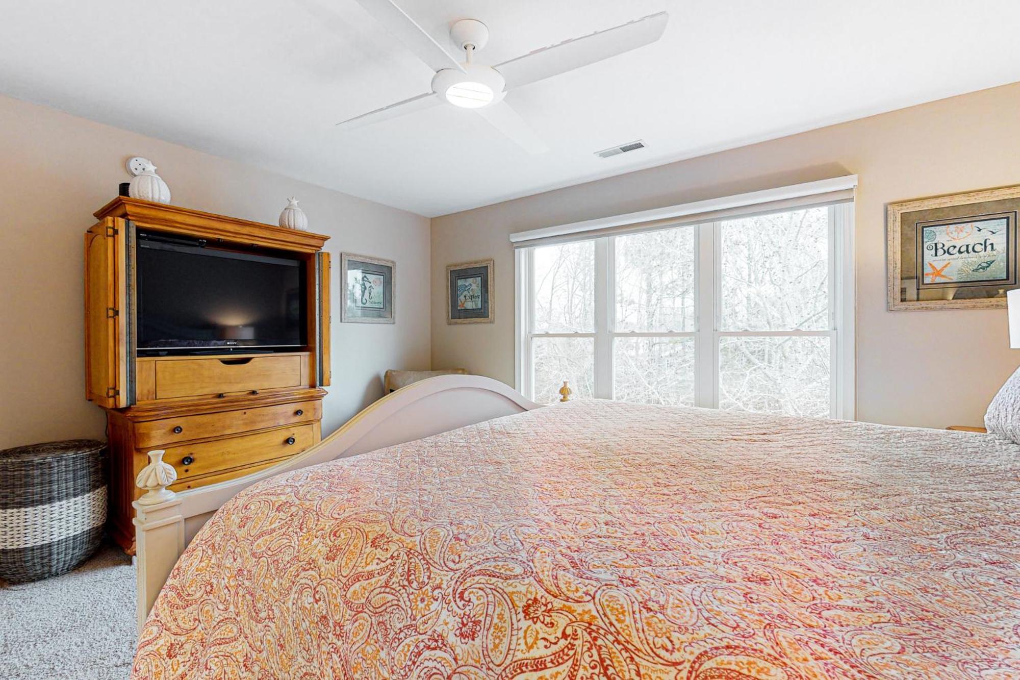 Sea Colony Whispering Pines *