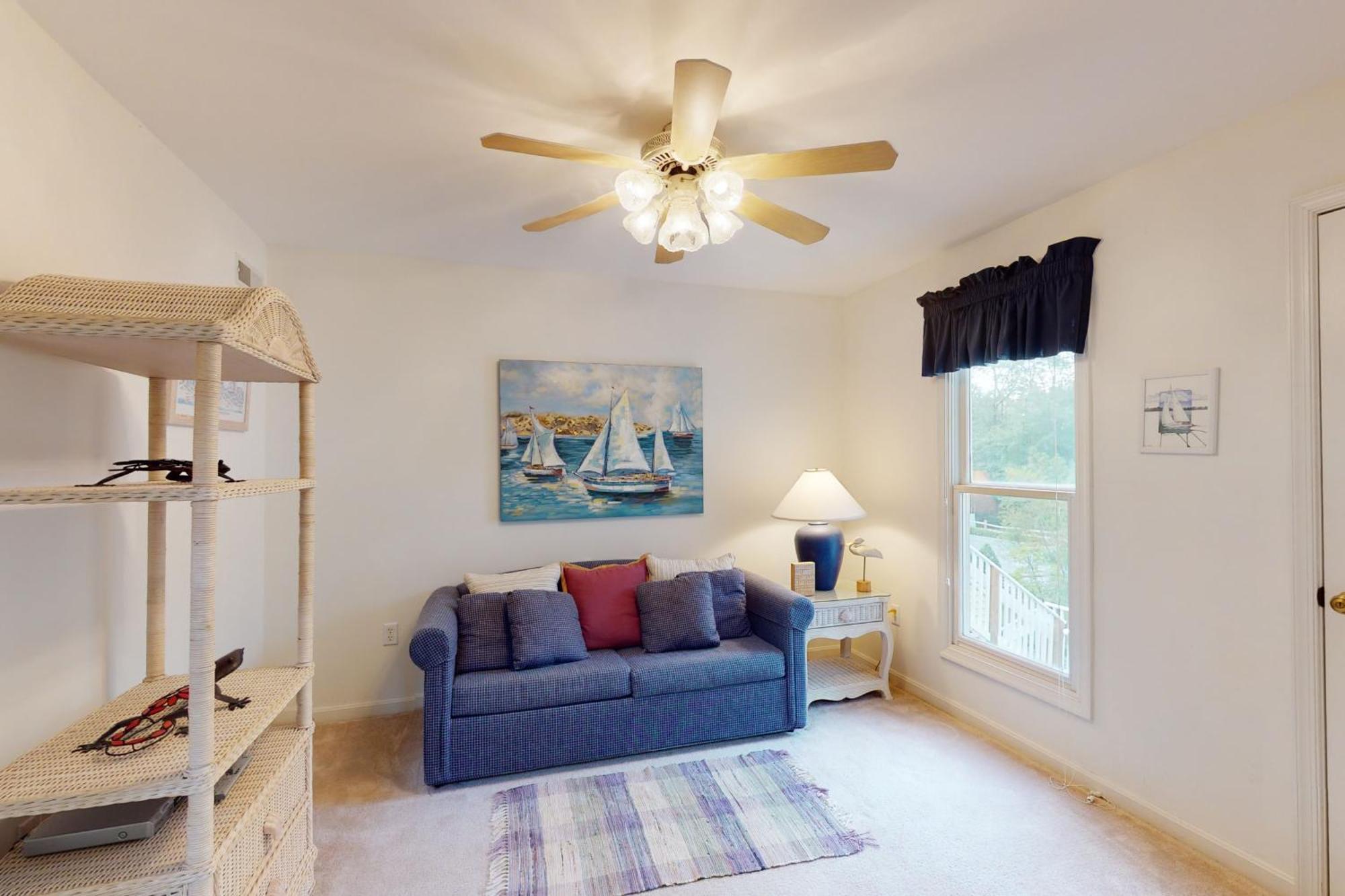 Sea Colony Pinewood Iii *