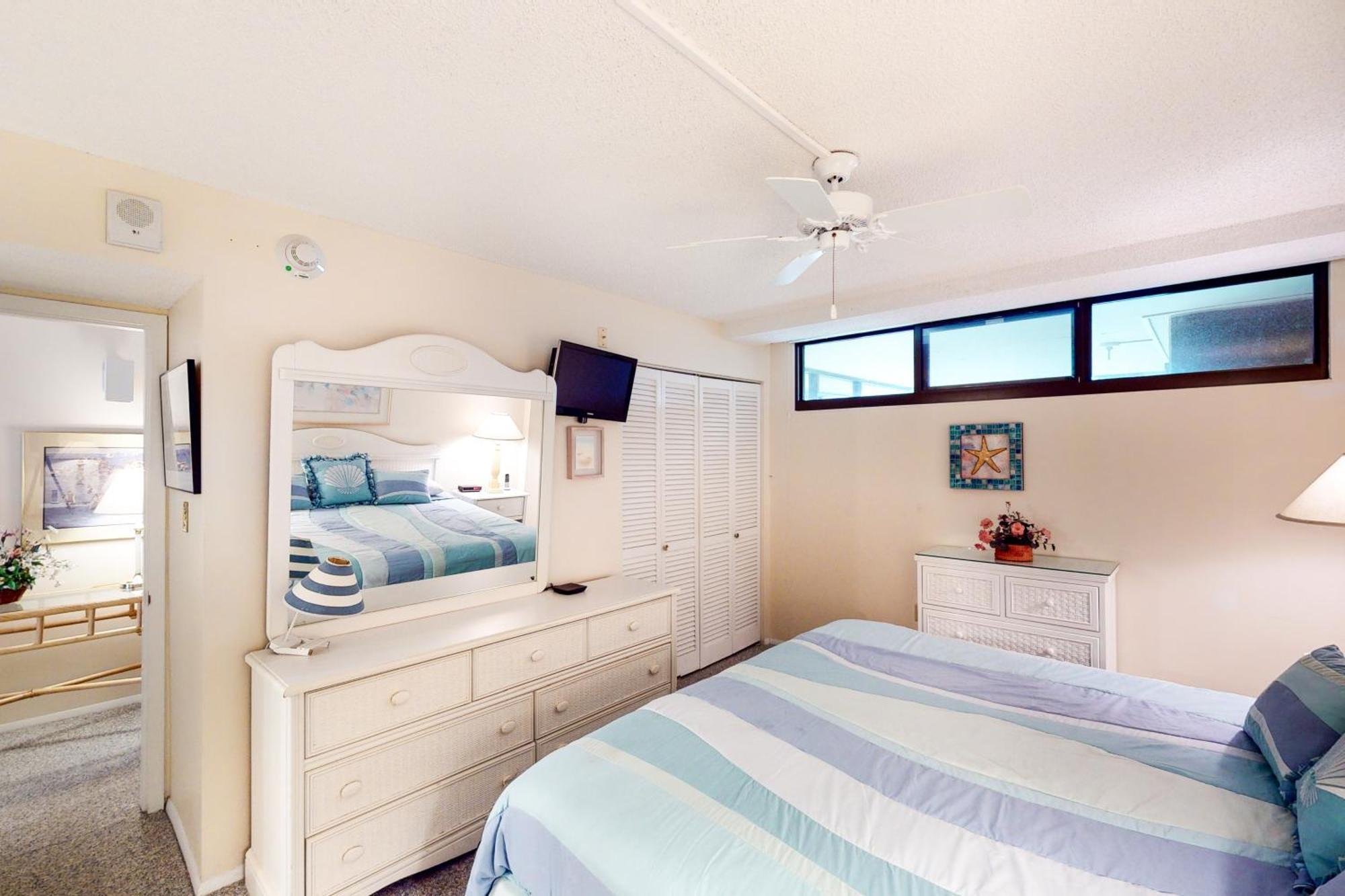 Sea Colony Chesapeake House * Bethany Beach