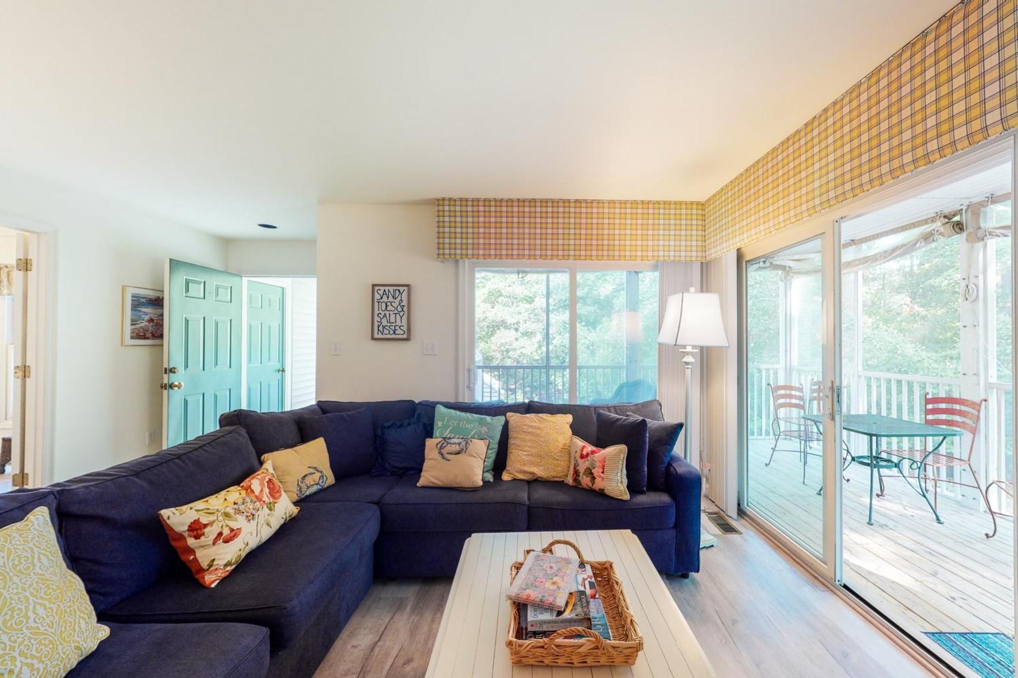 Apartment Sea Colony Sanddollar Iii *