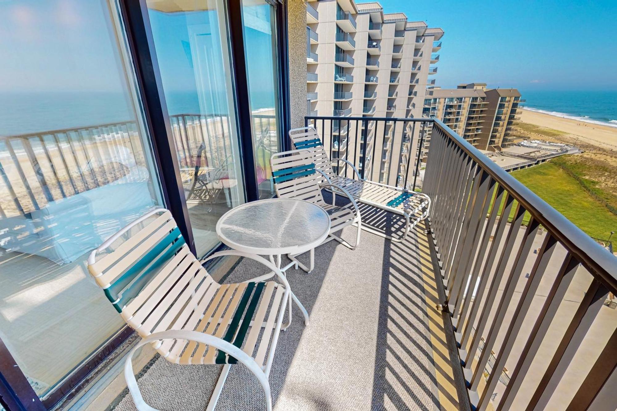 Sea Colony --- 1004s Edgewater House Road