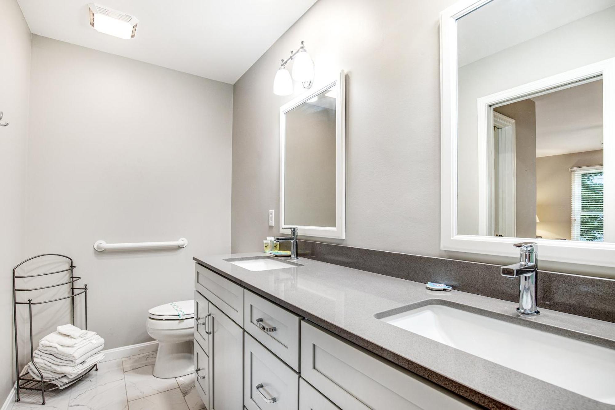 Sea Colony Whispering Pines Ii Apartment *
