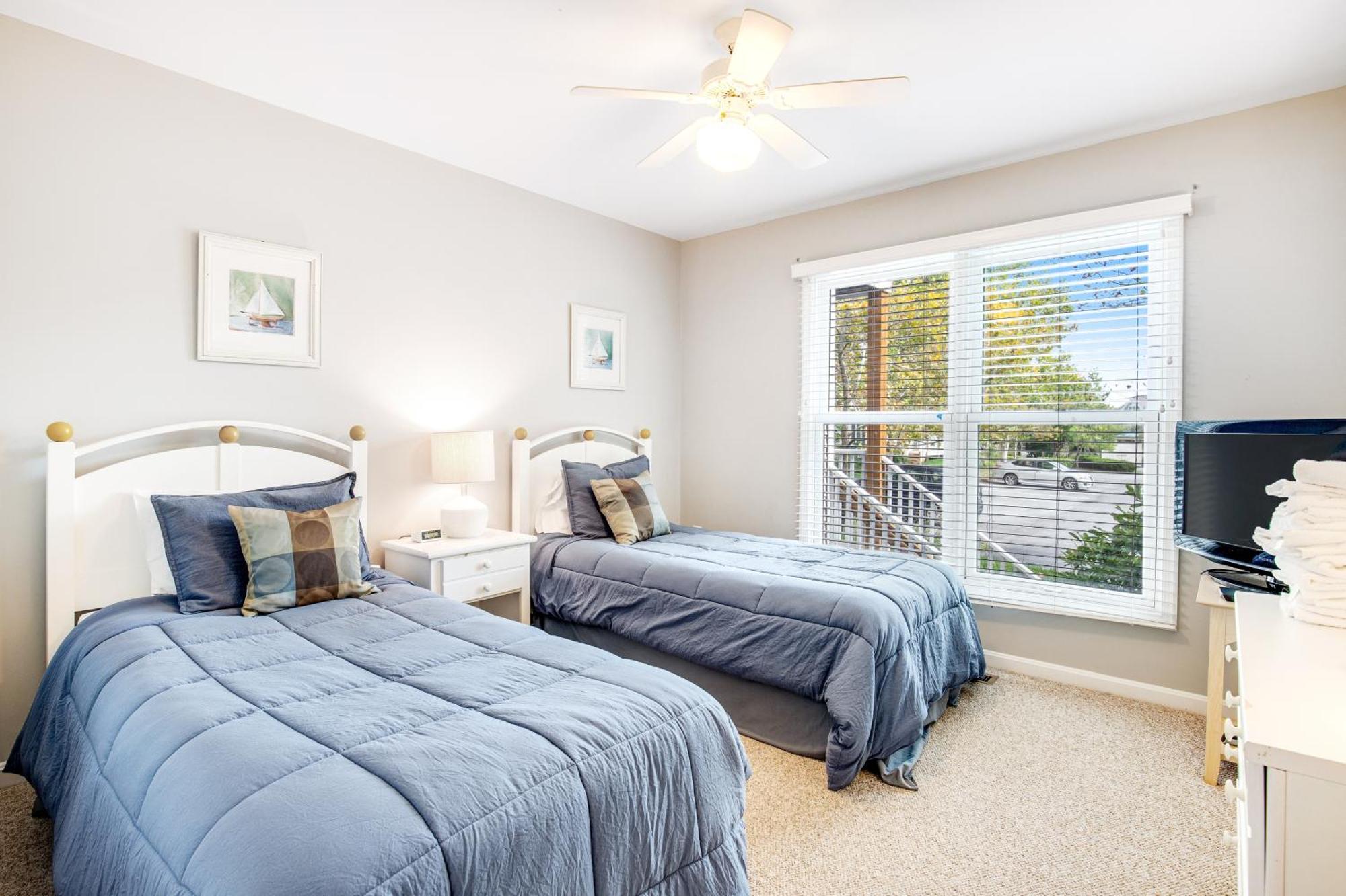 Apartment Sea Colony Whispering Pines Ii