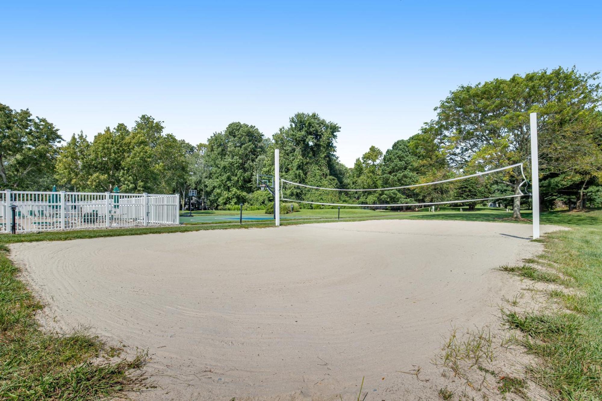 Salt Pond --- 494 Bethany Loop * Bethany Beach
