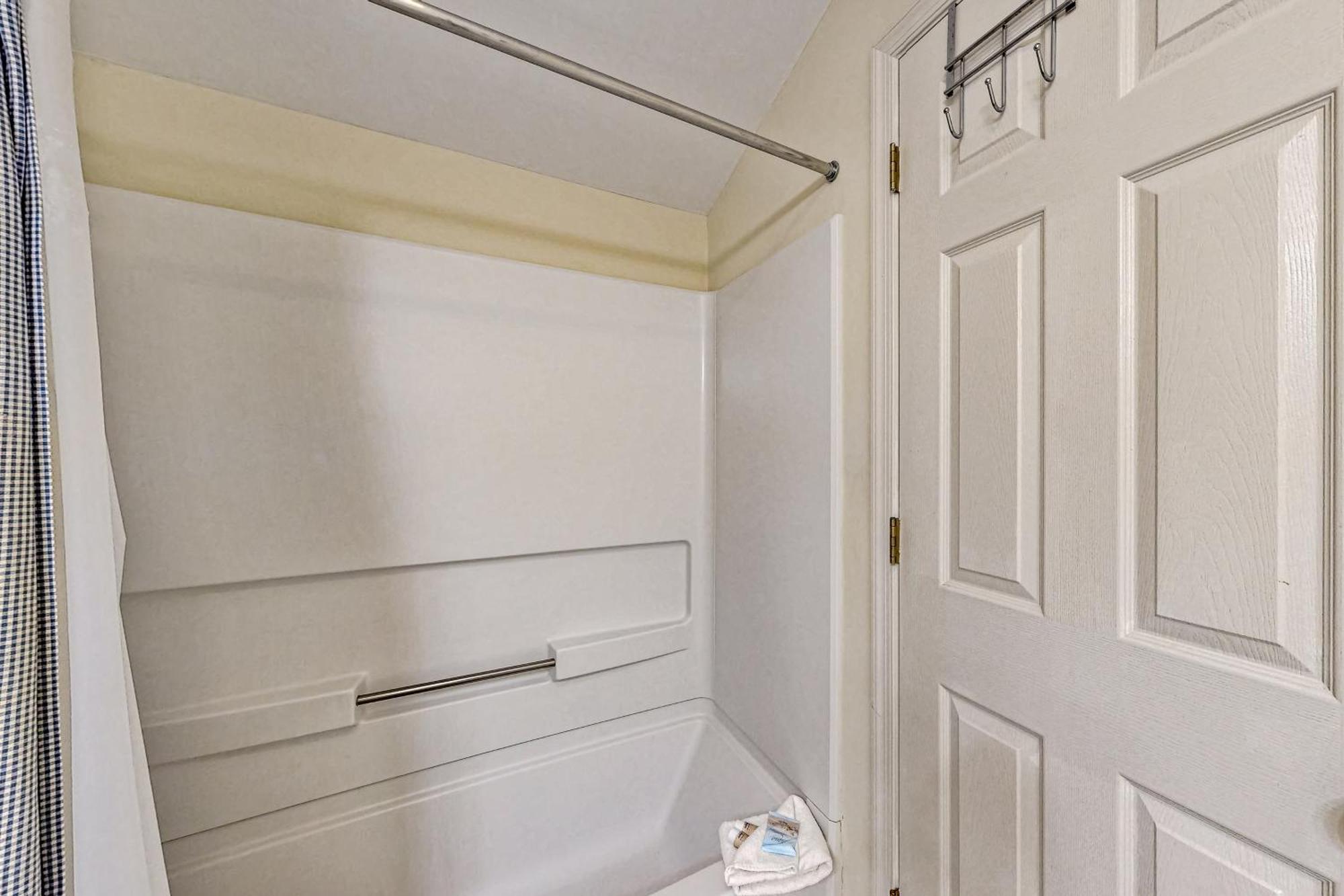 Sea Colony --- 56093 Whispering Pines * Bethany Beach