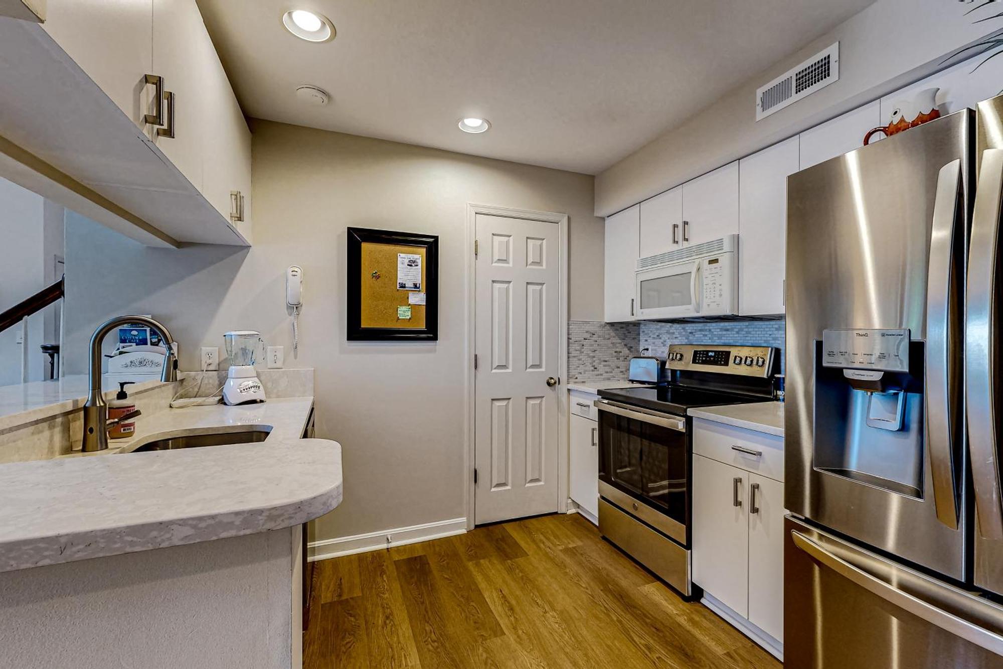 Sea Colony --- 56093 Whispering Pines Apartment
