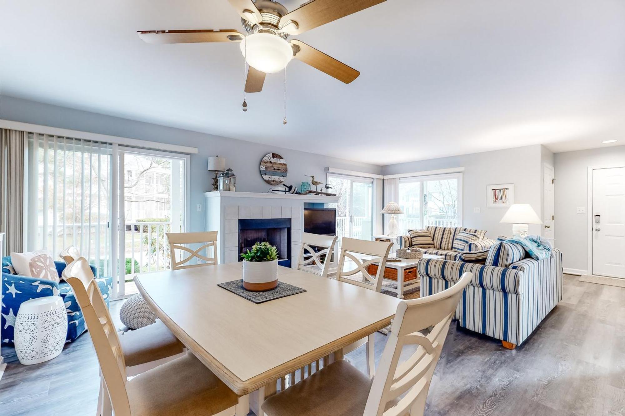 Sea Colony Sanddollar * Bethany Beach