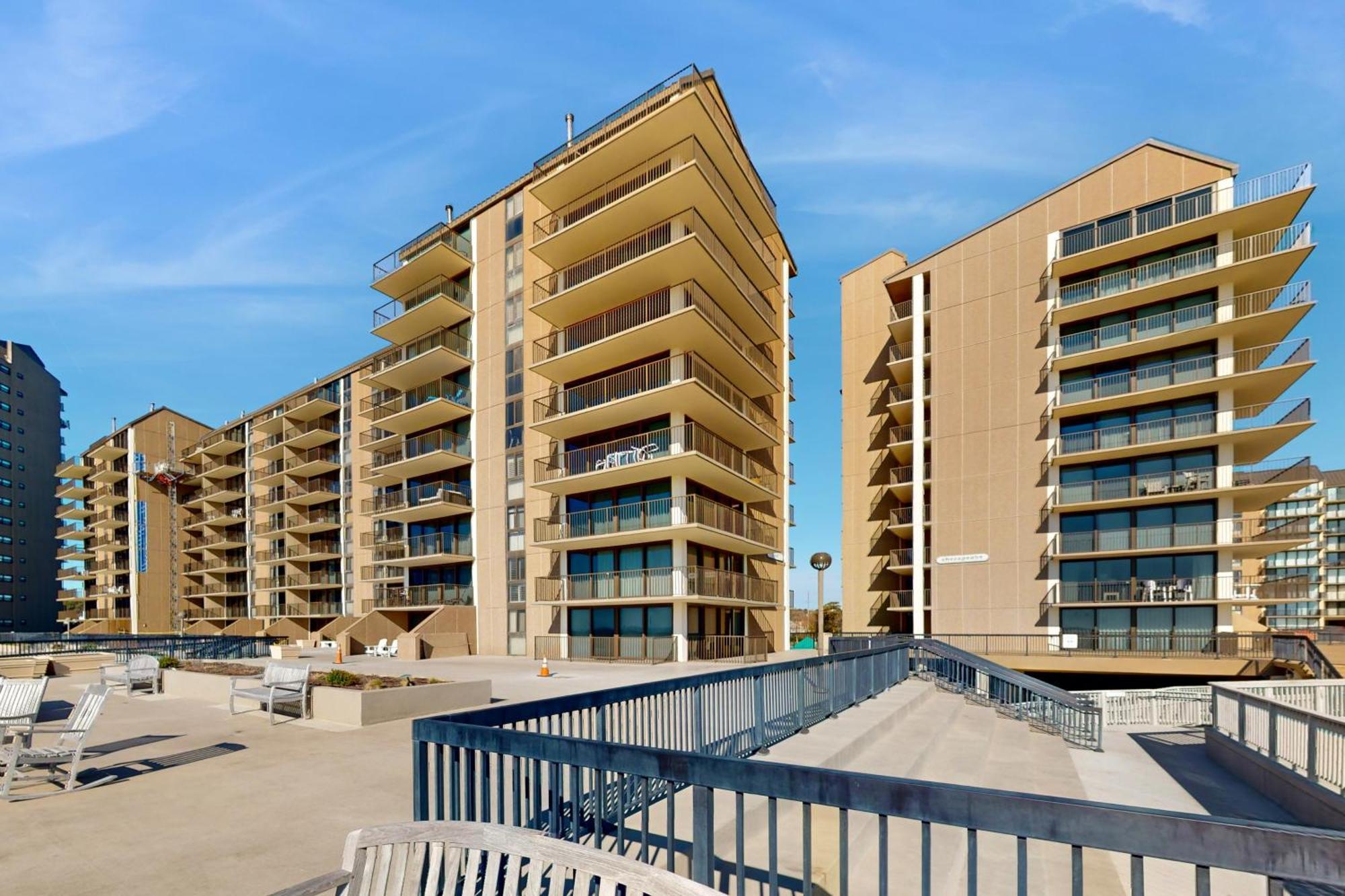 Sea Colony - 702 Dover House Rd. Apartment