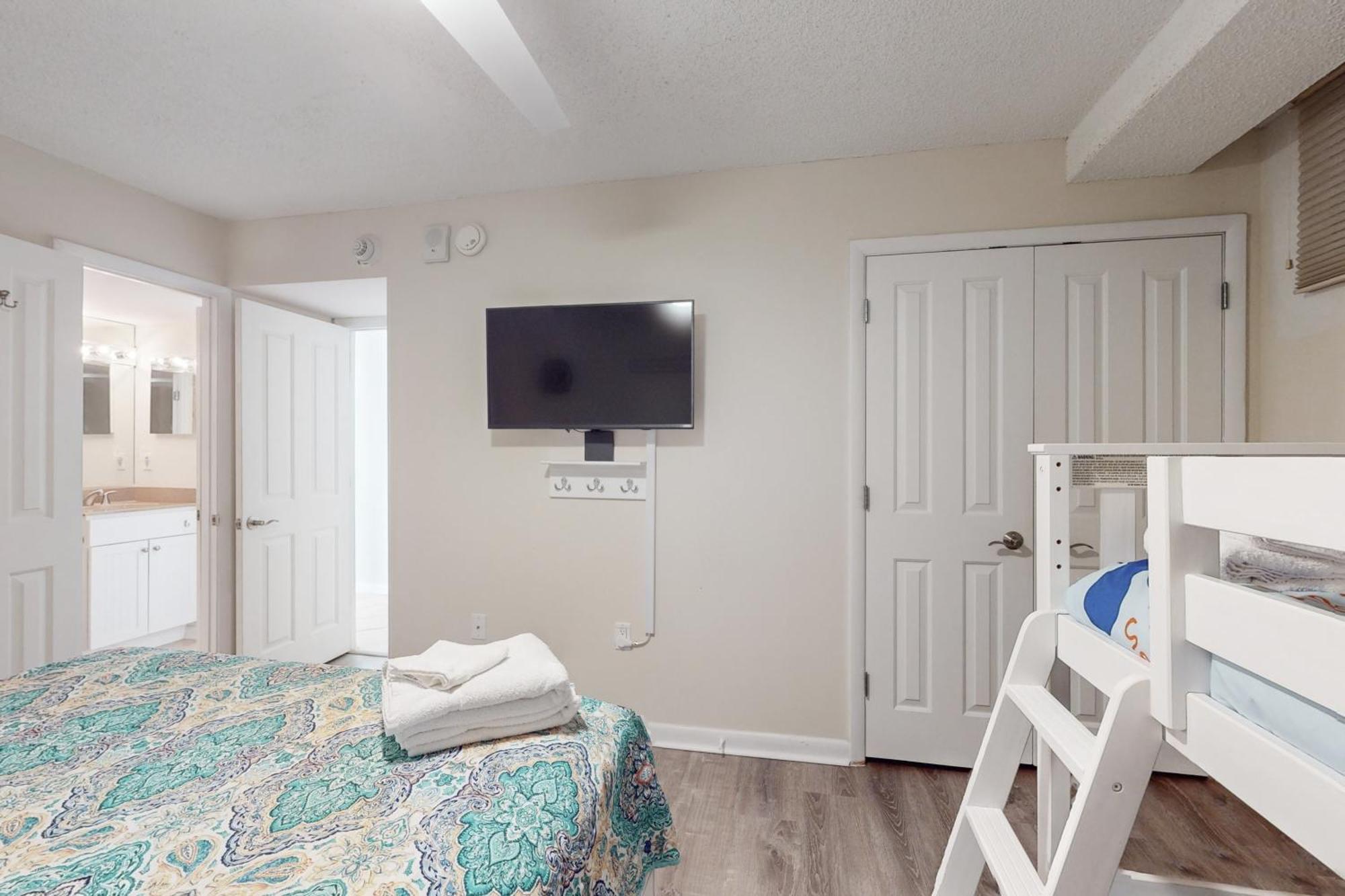 Sea Colony - 702 Dover House Rd. Apartment *
