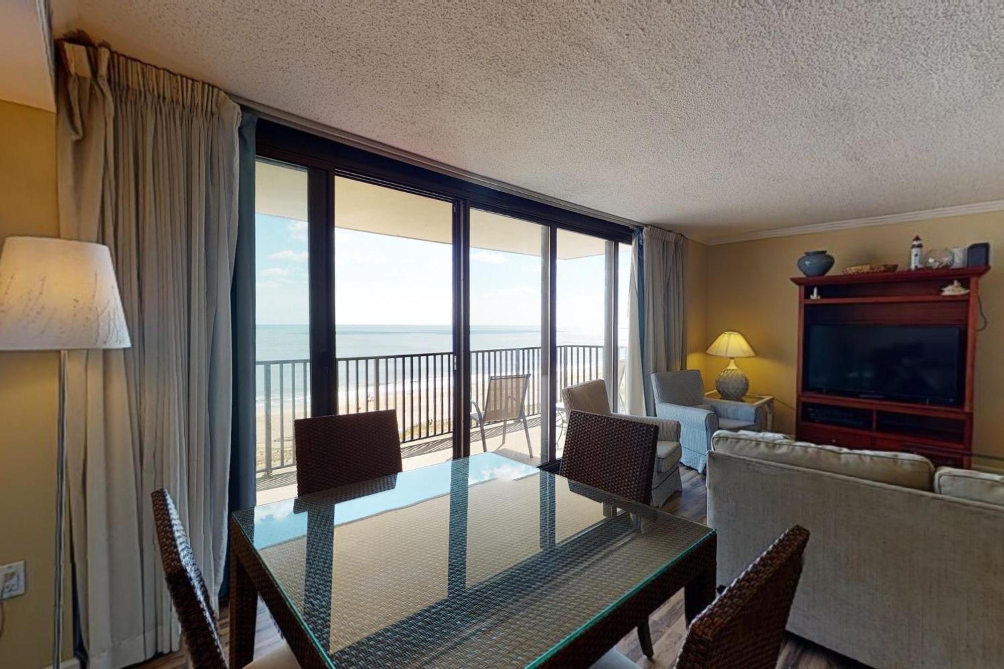 Sea Colony Edgewater House *