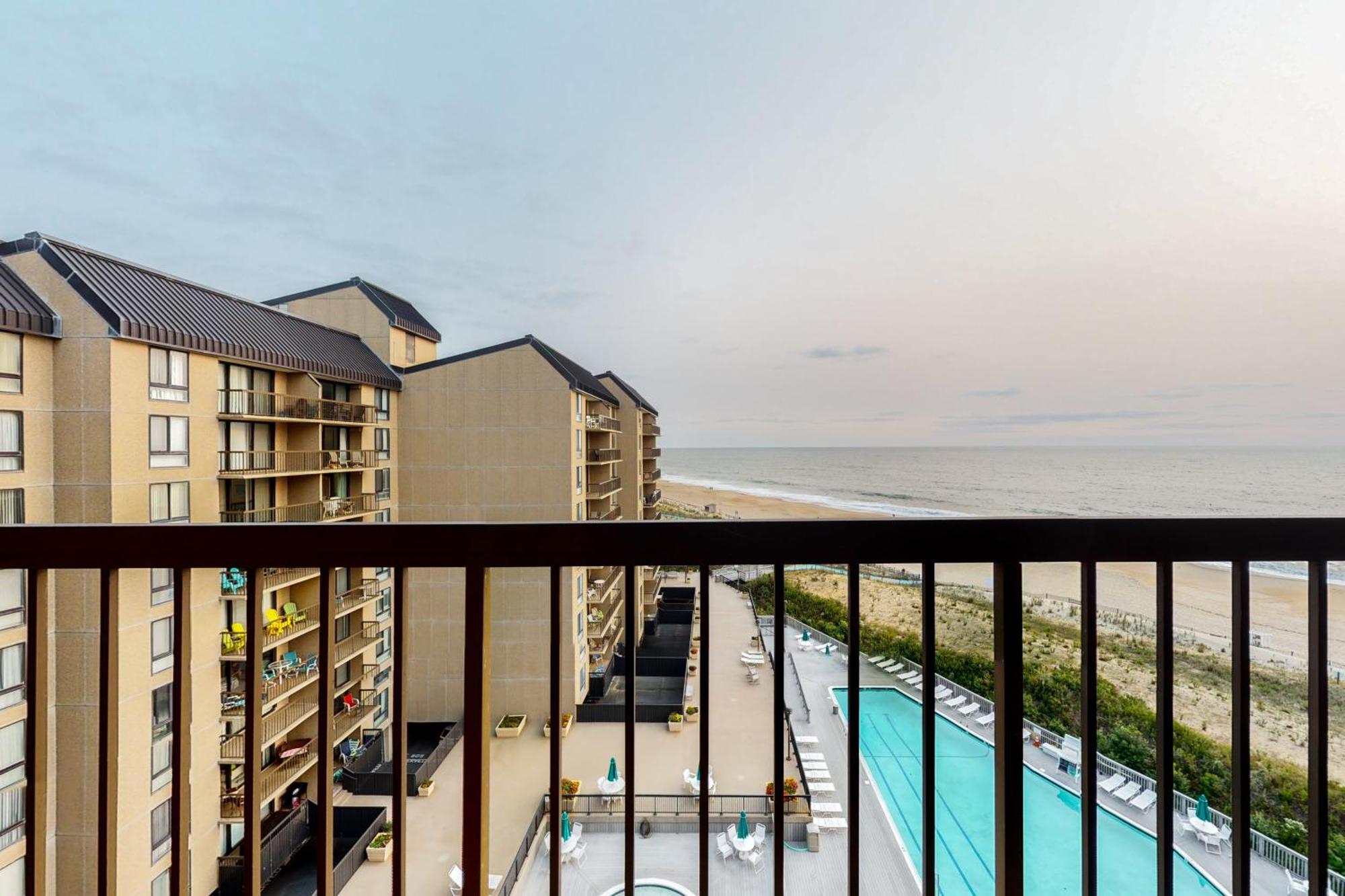Sea Colony - 810 Georgetowne House Rd. *