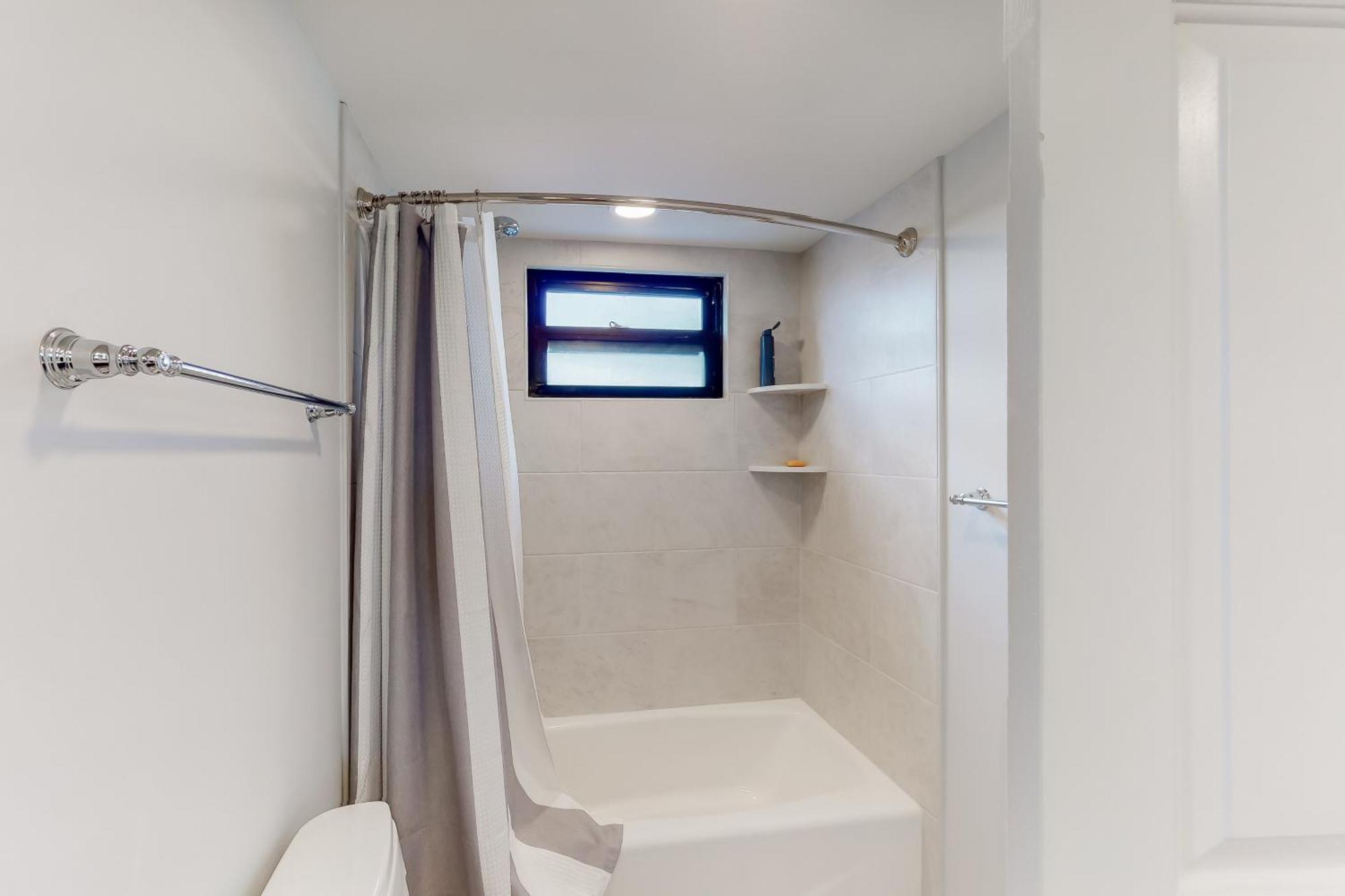 Apartment Sea Colony - 1006s Edgewater House Rd.