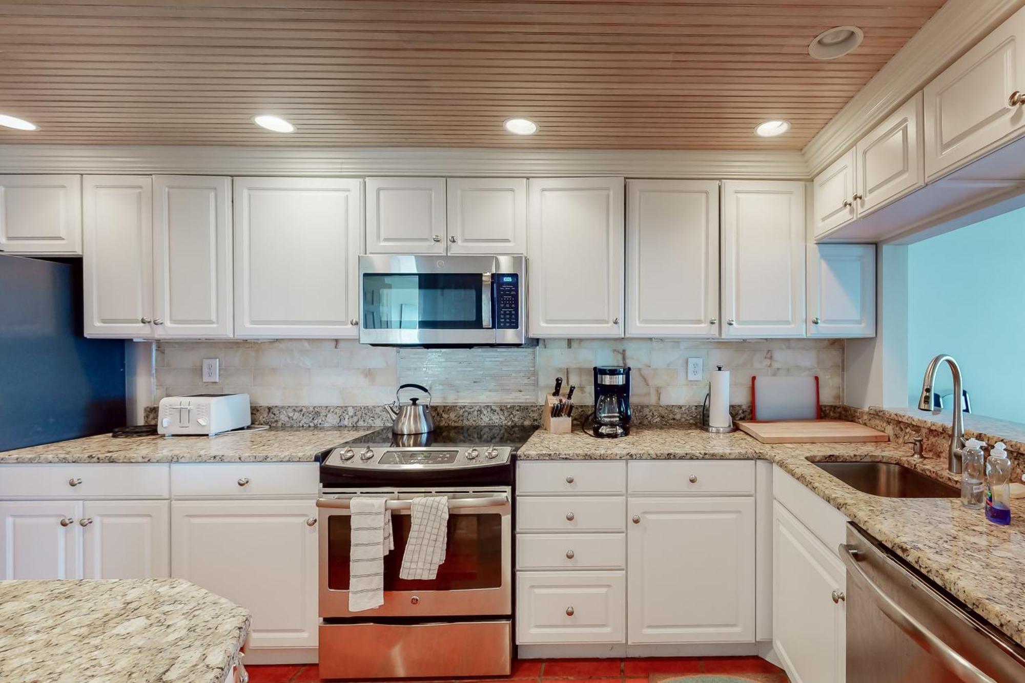 Sea Colony - 1006s Edgewater House Rd. Apartment *