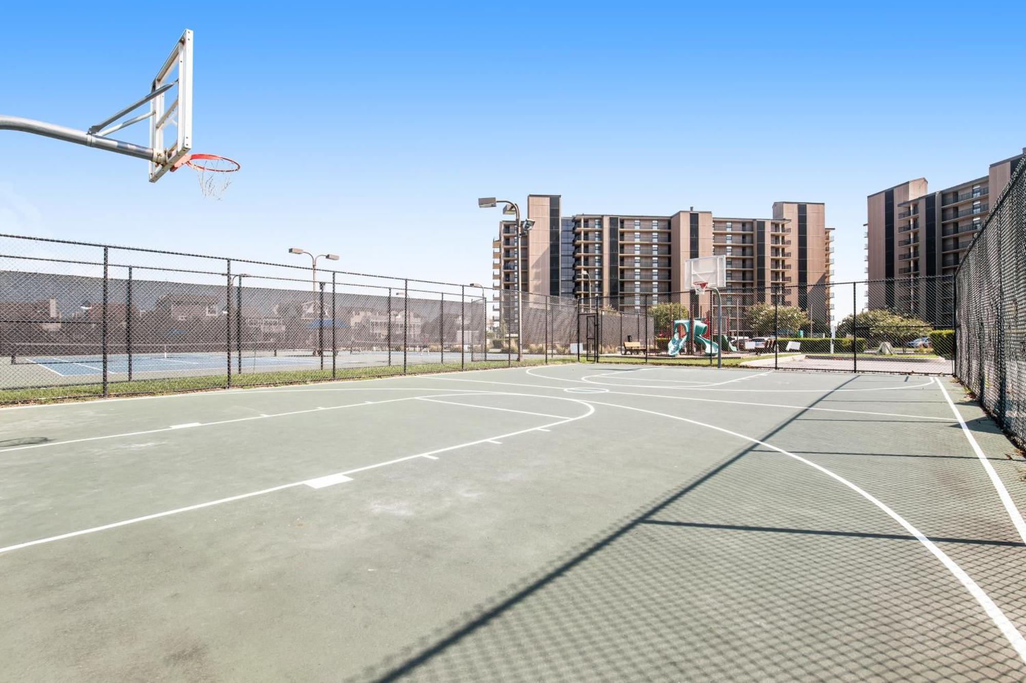 Sea Colony --- 33577 West View, Unit 1004b