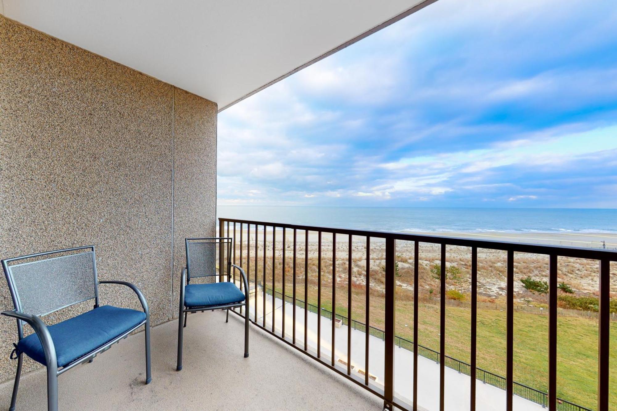 Sea Colony - 606 Dover House Rd. *
