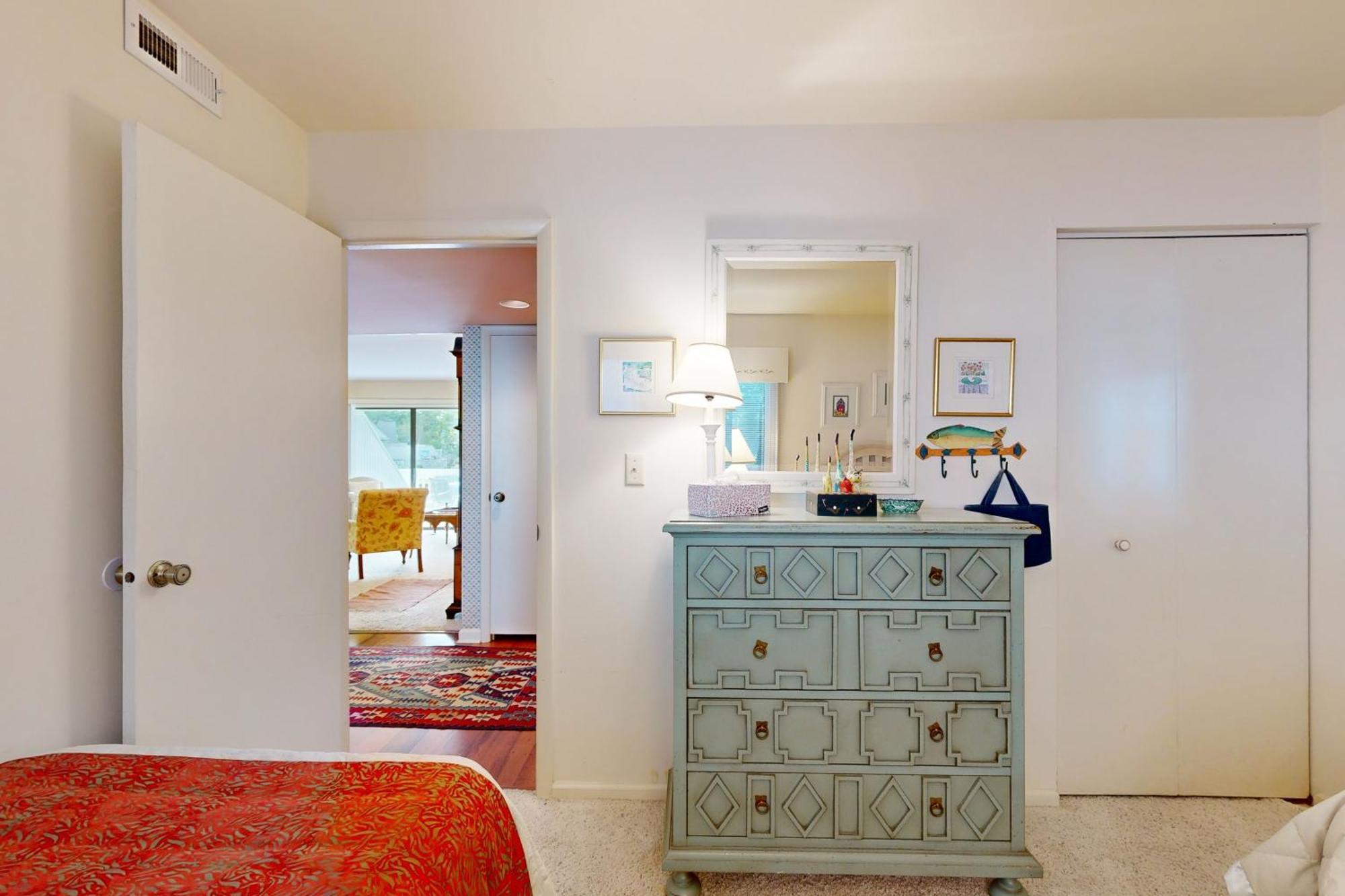 Apartment Sea Colony --- 33577 West View, Unit 1004b *