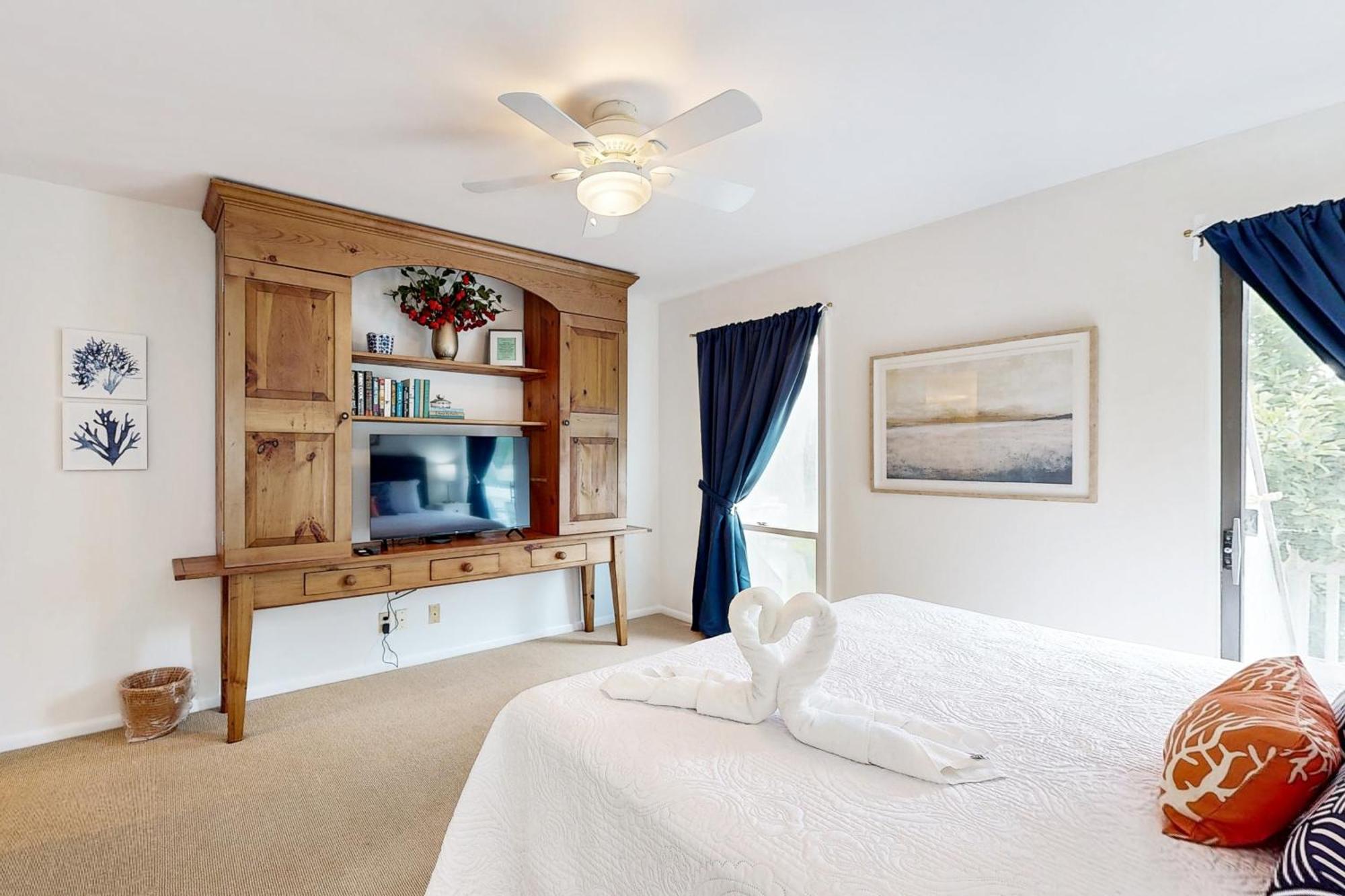 Sea Colony --- 39254 W Ct #2007 Apartment *