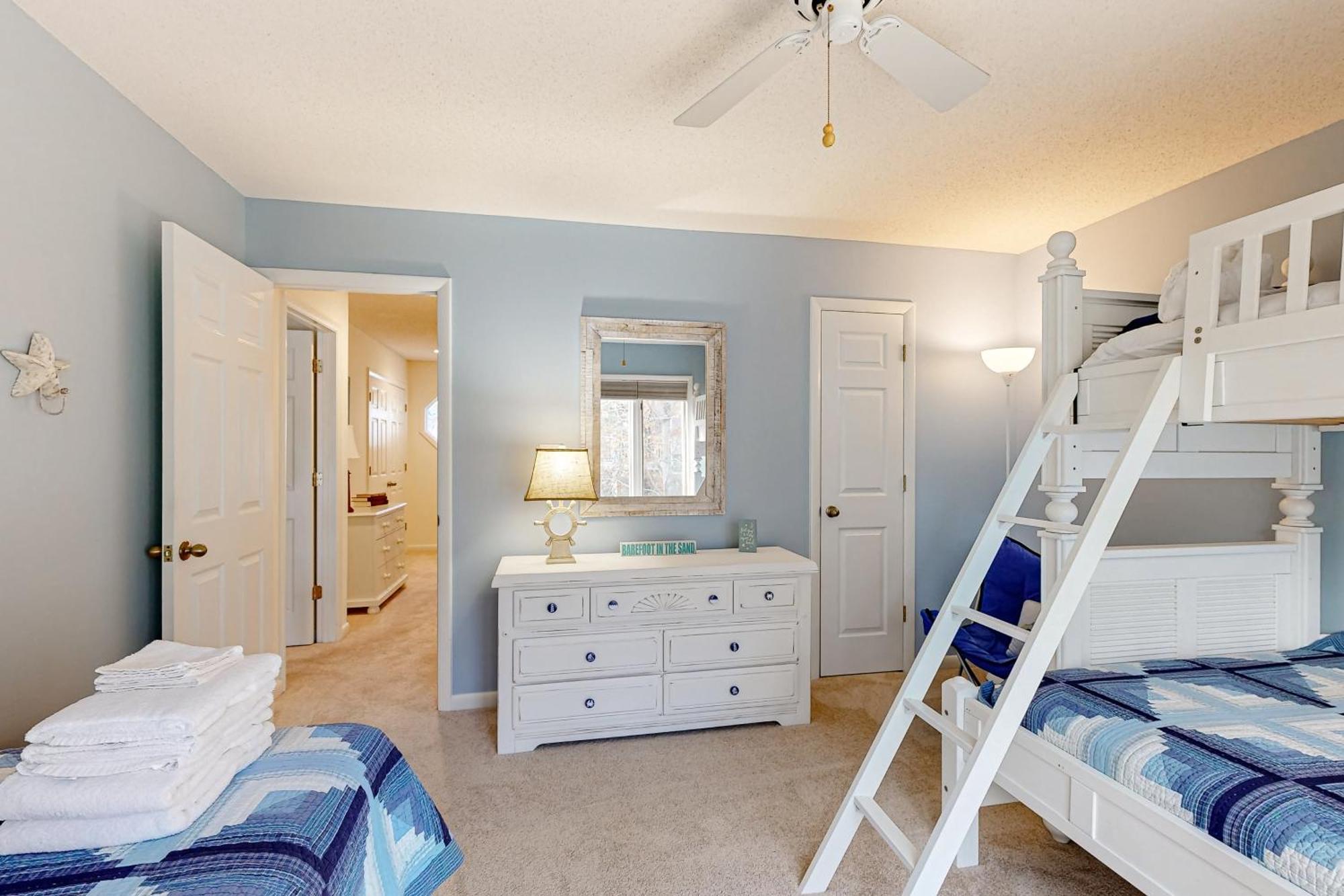 Sea Colony --- 20020 Way Holiday home
