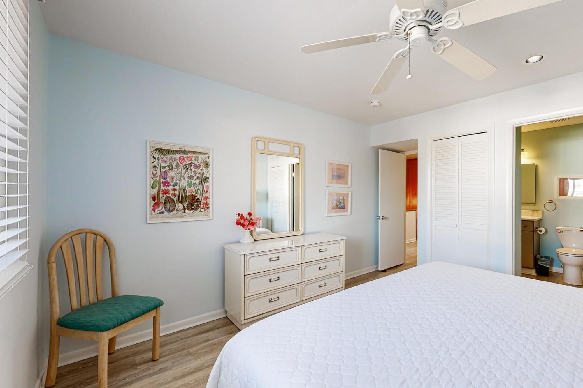Hidden Harbour -- 306 Ocean View Parkway Holiday home