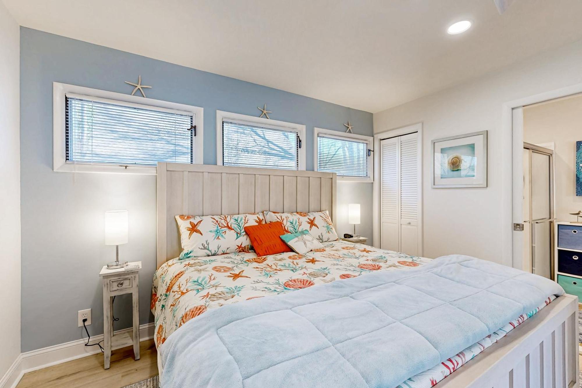 Apartment Sea Colony West Pine