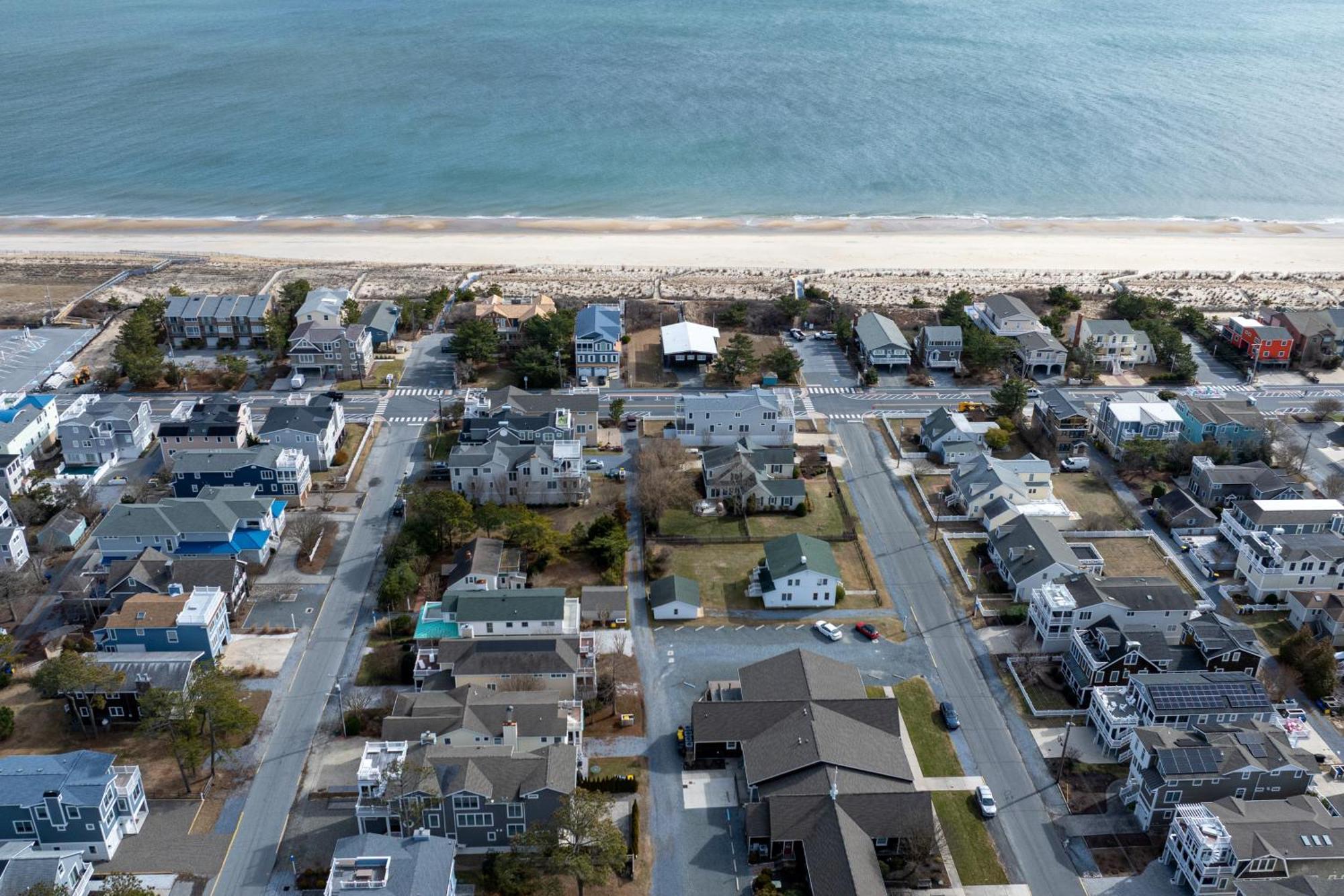Town Of Bethany -116 Oakwood St *
