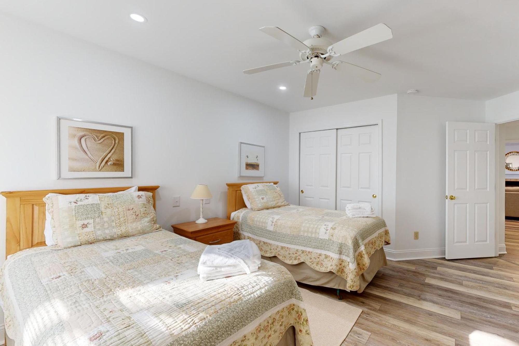 Salt Pond - 1 Heron Ct *