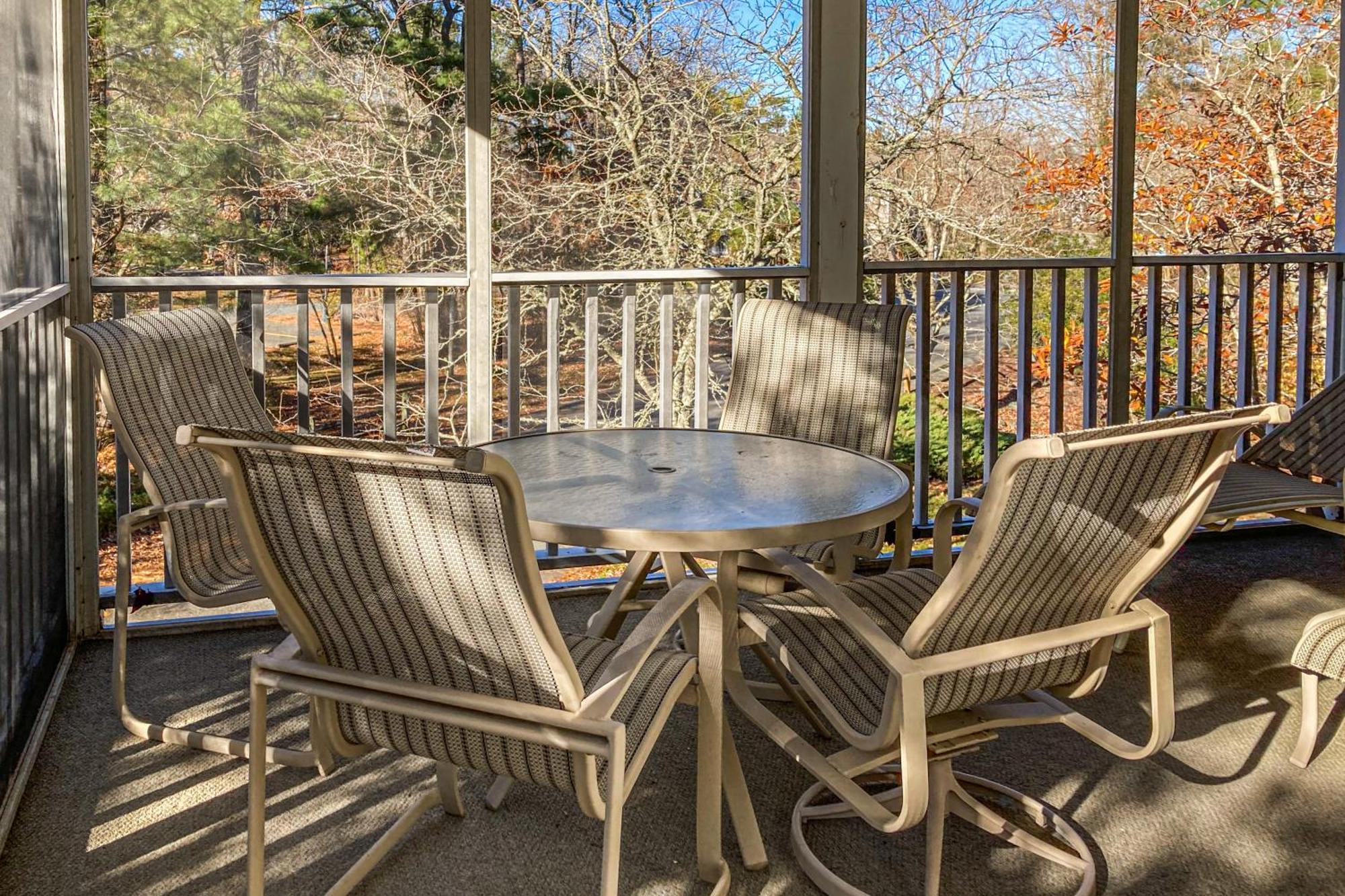 Sea Colony --- 21013 Greenway Ct. *