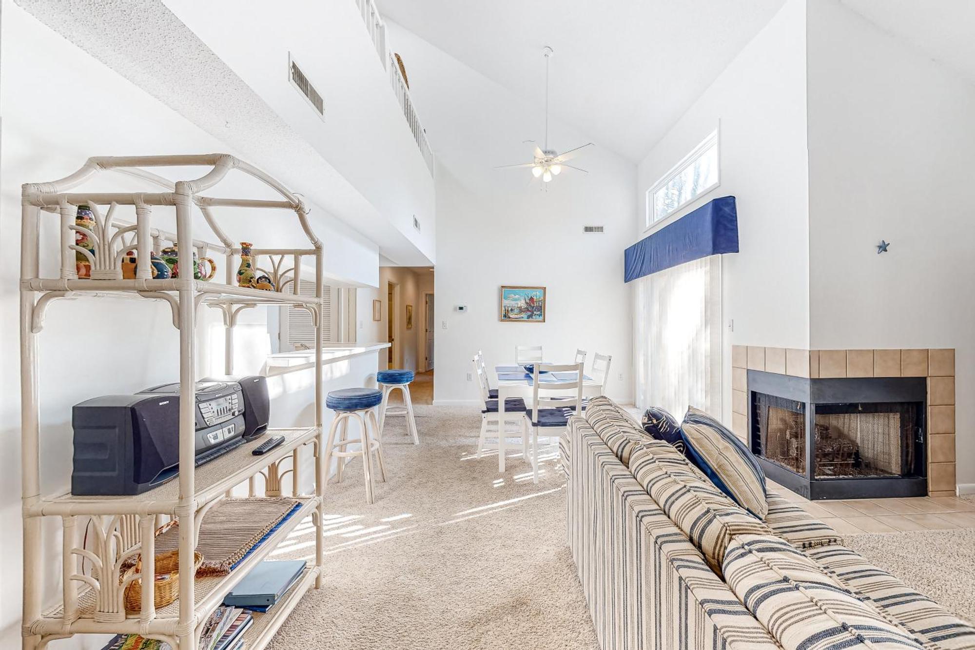 Sea Colony --- 21013 Greenway Ct.