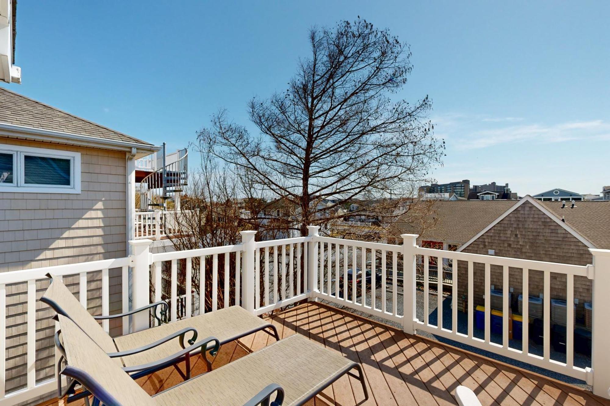 Town Of Bethany -116 Oakwood St *